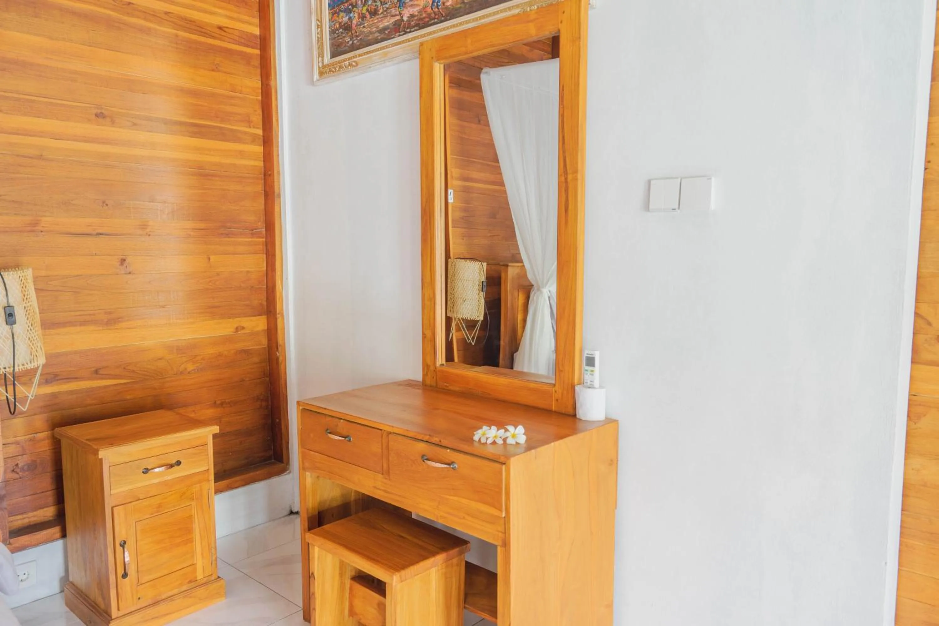 hair dresser in Damar Sanjaya Uttama