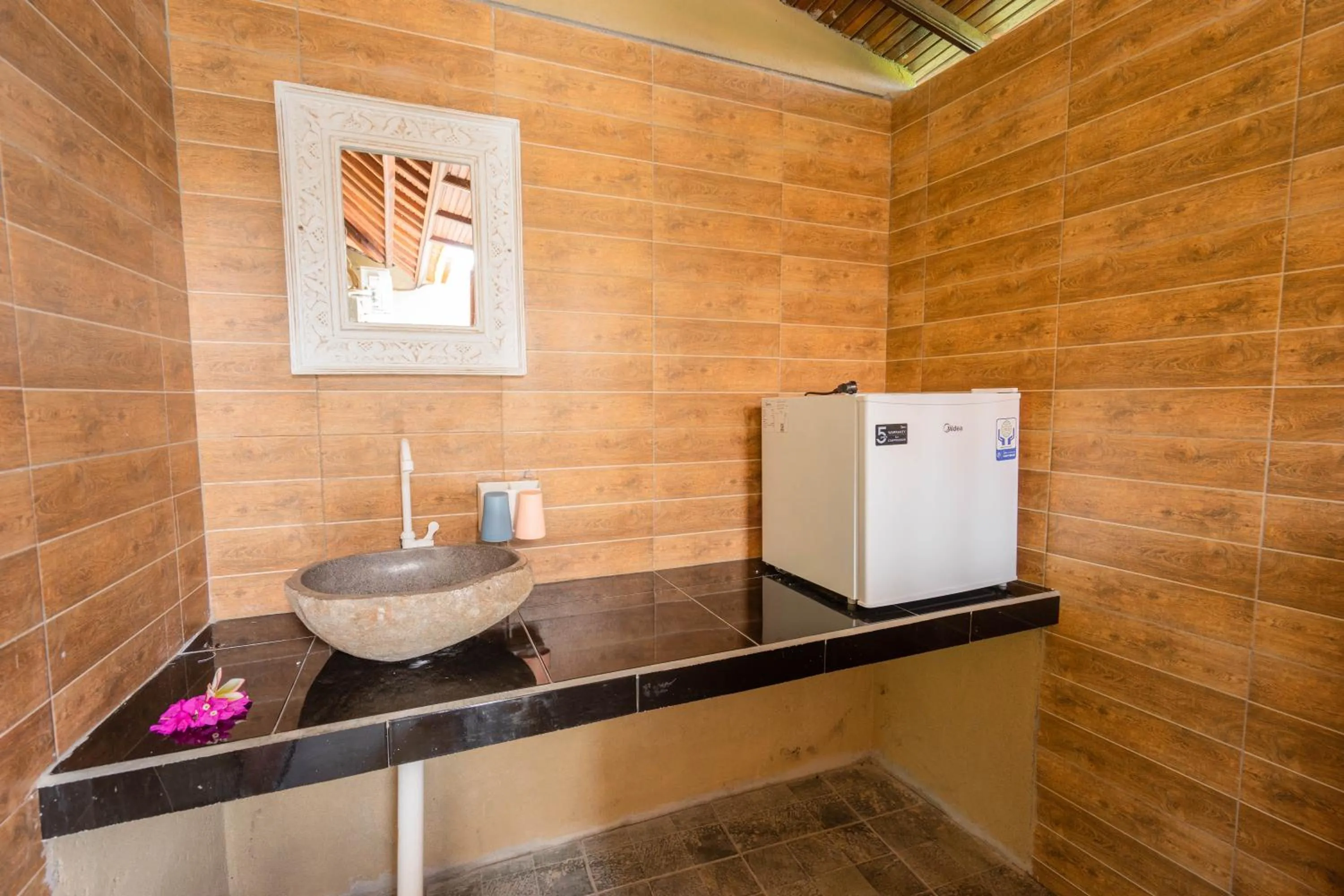 Damar Sanjaya Uttama