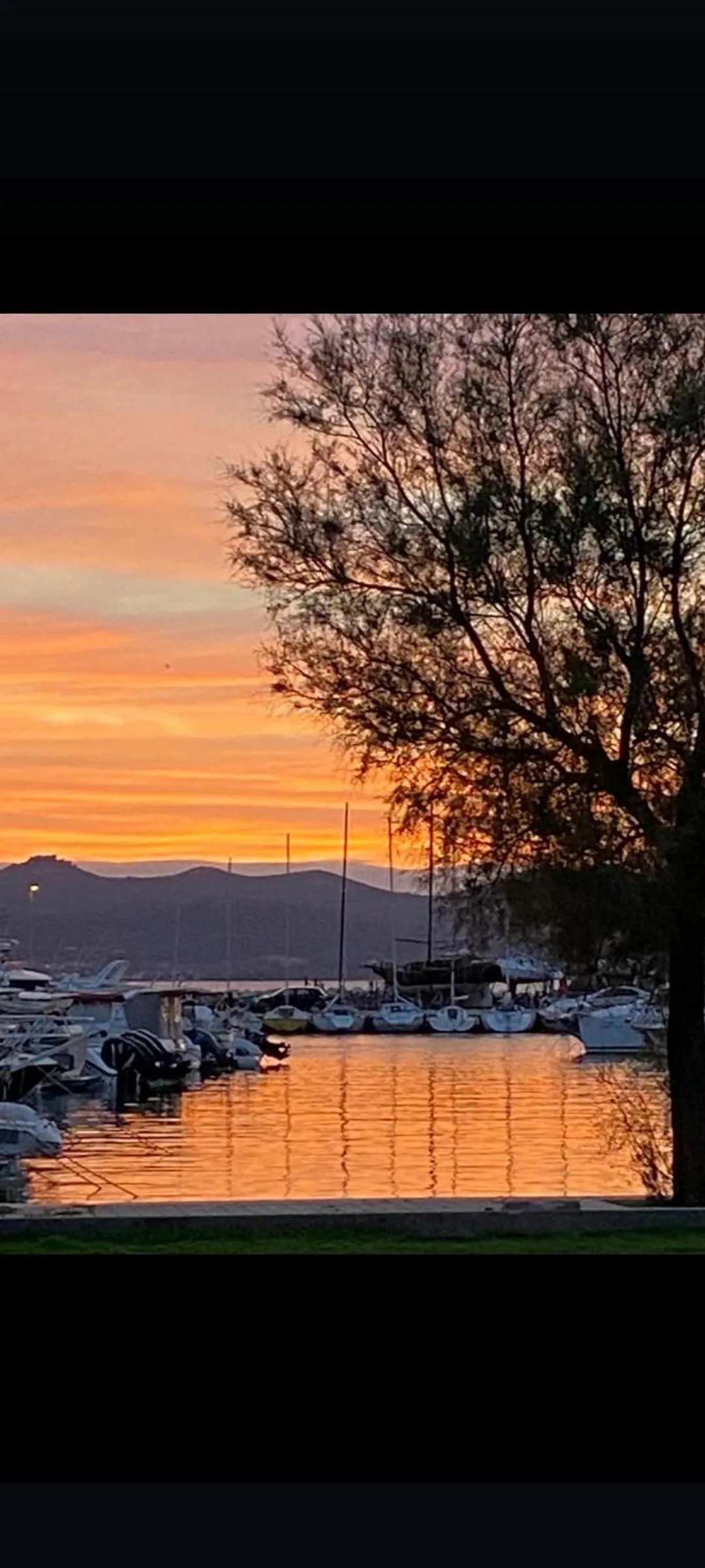 Sunset in Apartments Batur