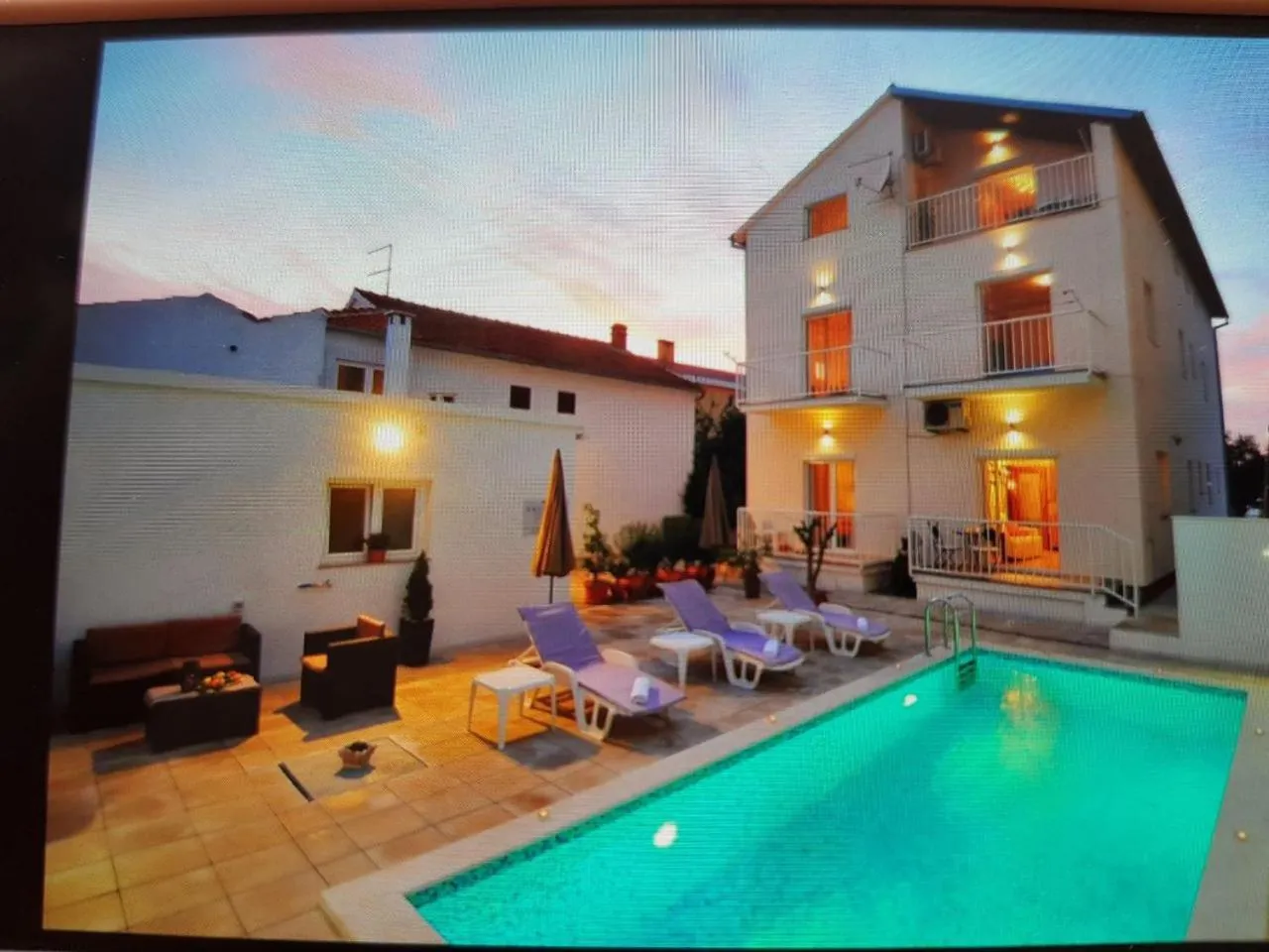 Swimming pool in Apartments Batur