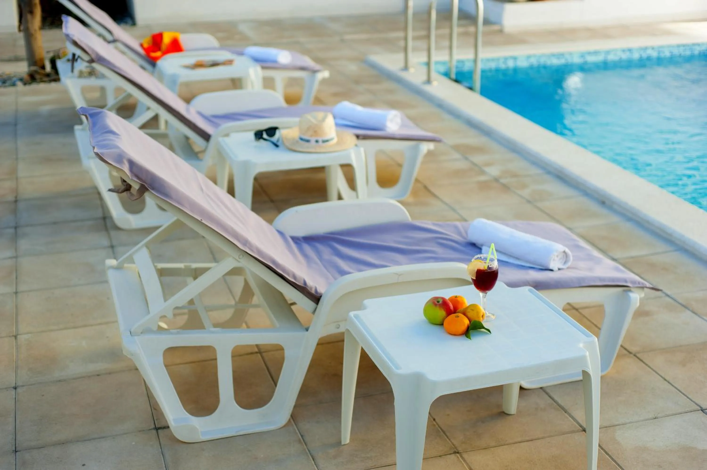 Swimming pool in Apartments Batur