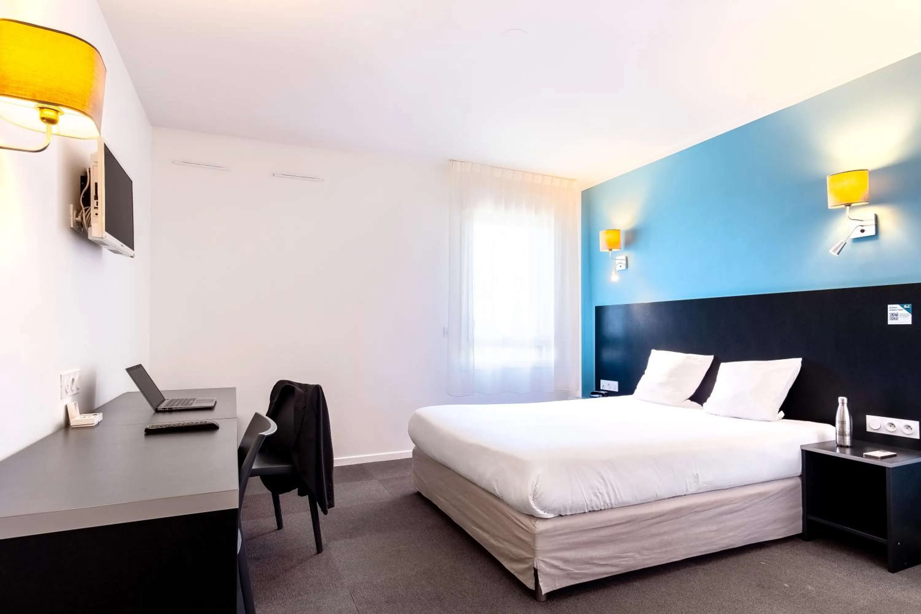 Bed in All Suites Appart Hôtel - Aéroport Paris-Orly Rungis