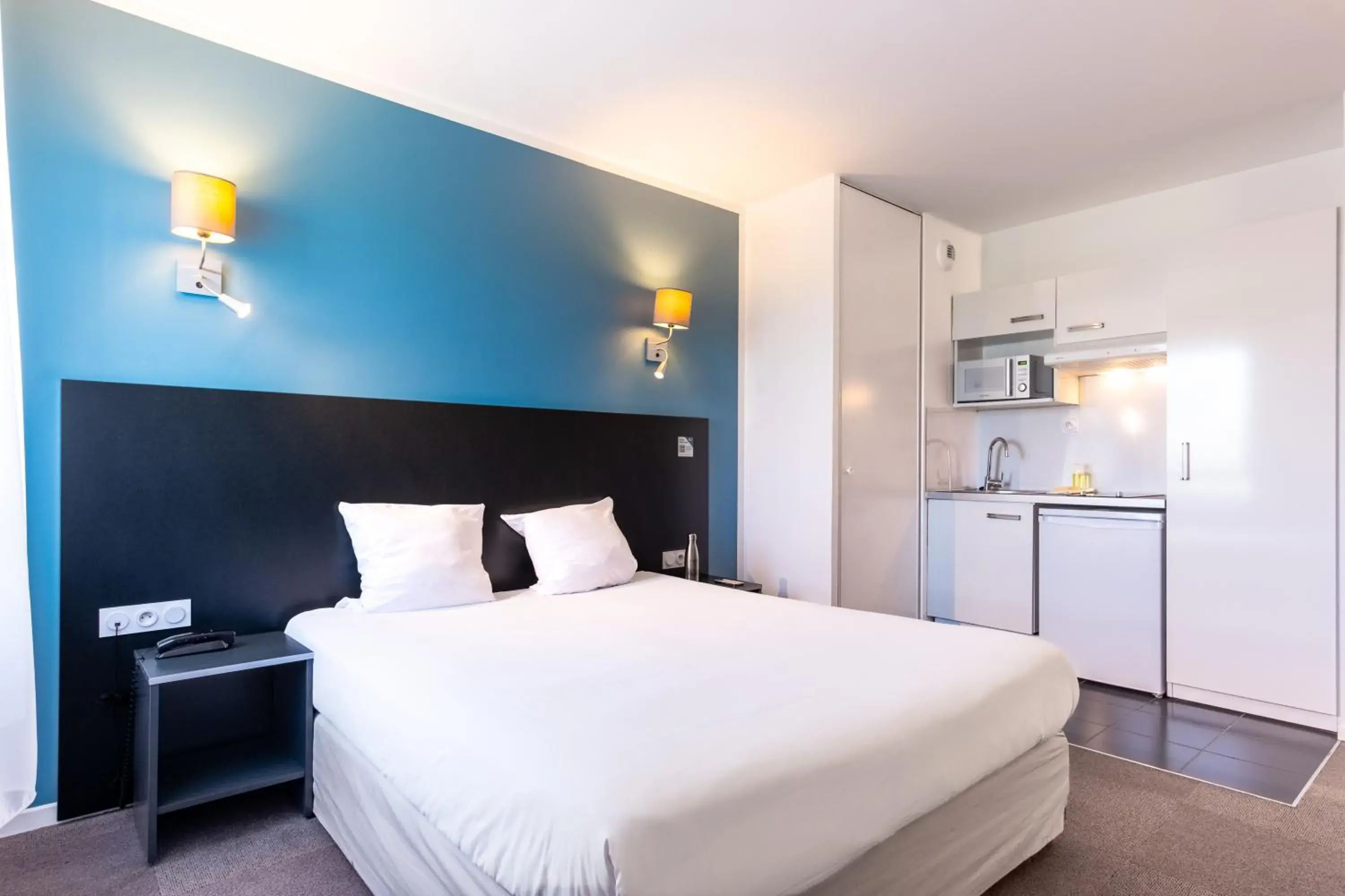 Comfort Two Connecting Studios in All Suites Appart Hôtel - Aéroport Paris-Orly Rungis Comfort Two Connecting Studios in All Suites Appart Hôtel - Aéroport Paris-Orly Rungis