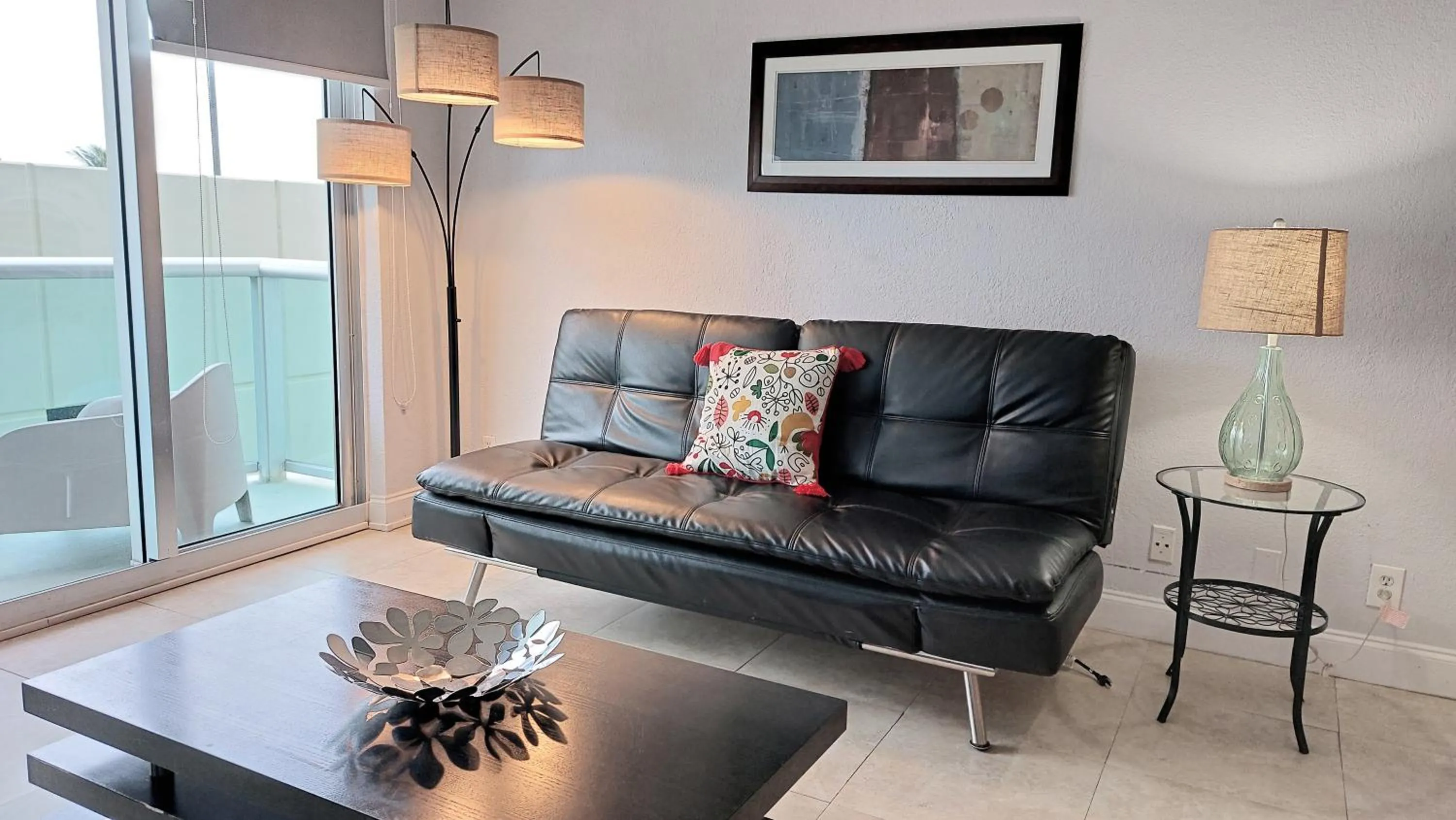 Balcony/Terrace in The Tides Apartments on the beach