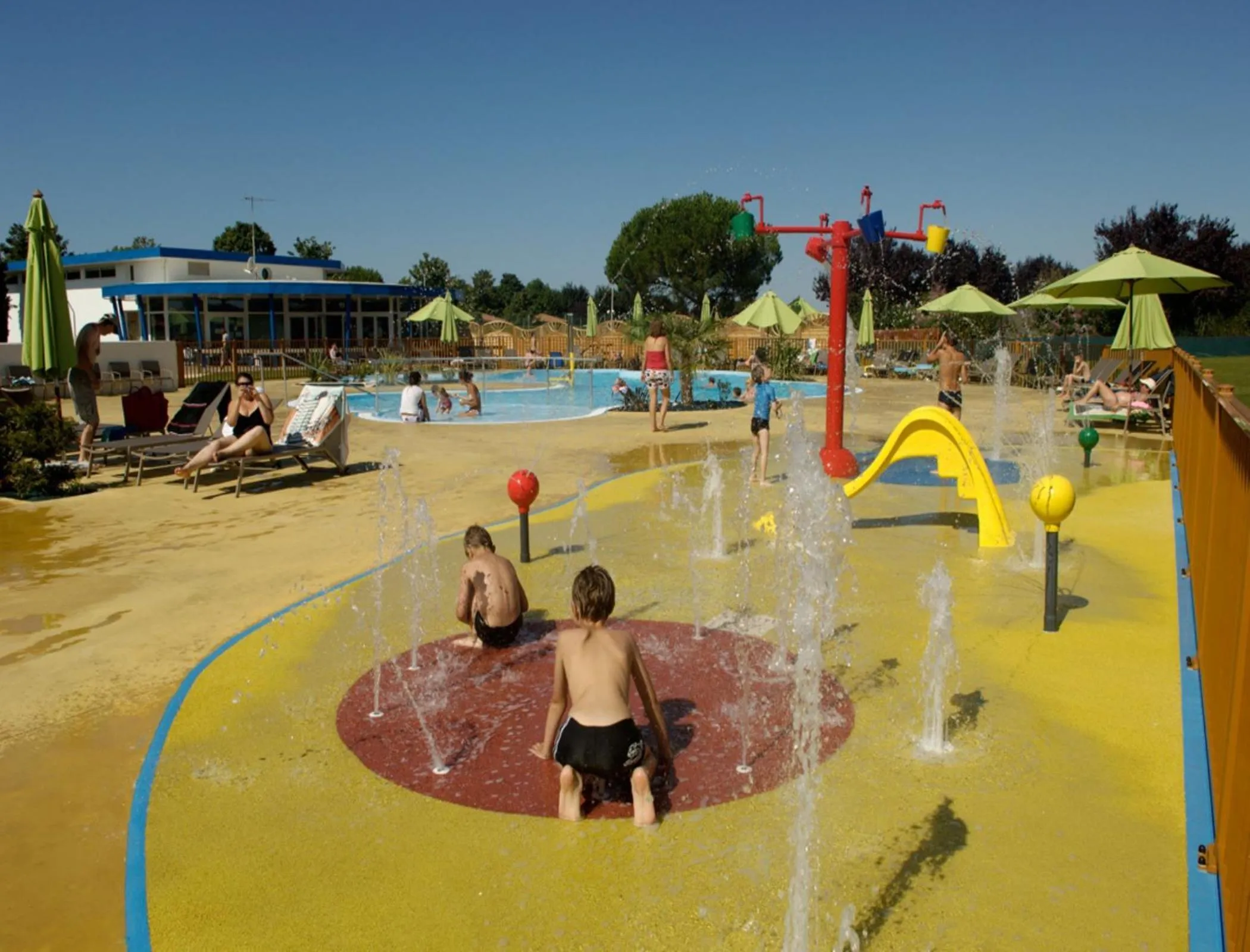 Swimming pool in Azureva Vendée Océan