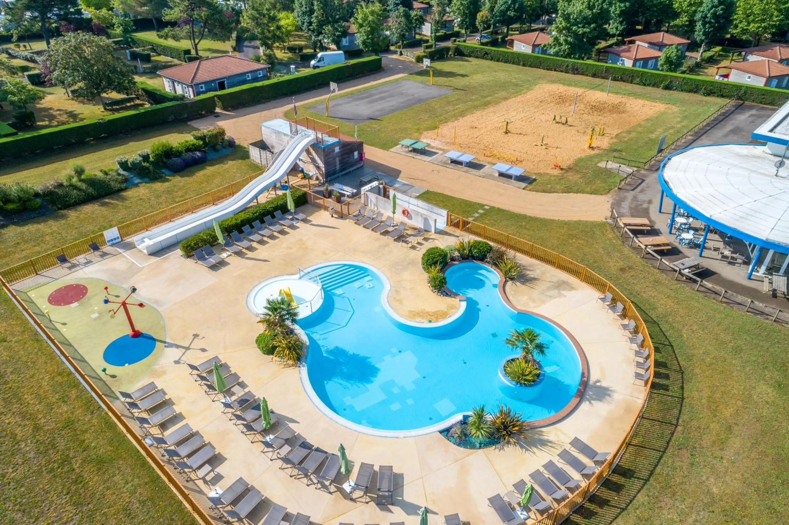 Swimming pool in Azureva Vendée Océan