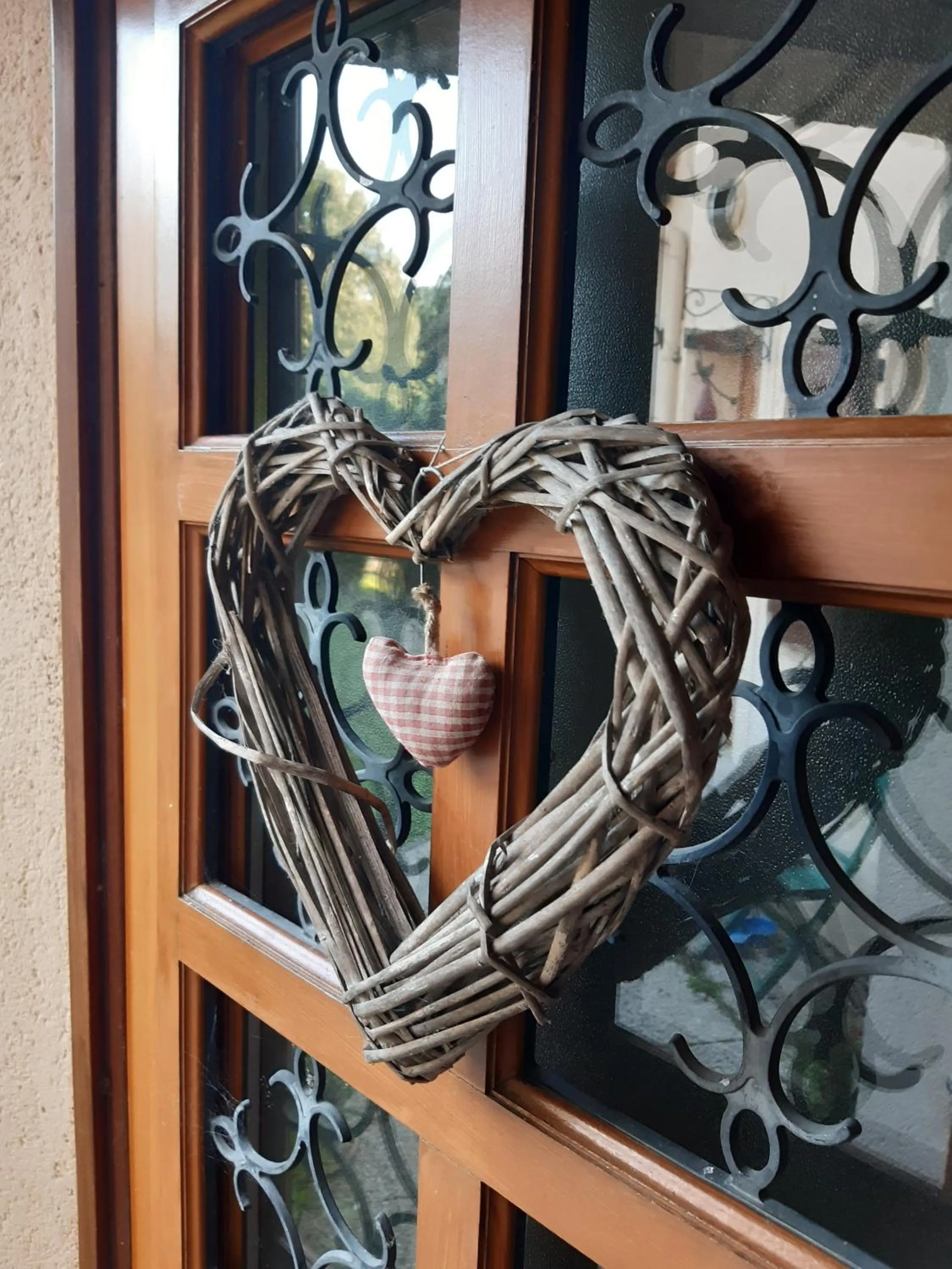 Facade/entrance in Les Alouettes B&B