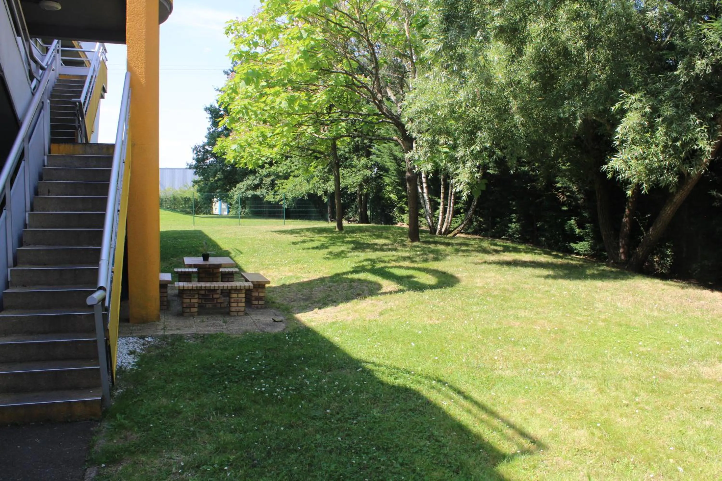 Spring in Premiere Classe St Quentin en Yvelines Elancourt