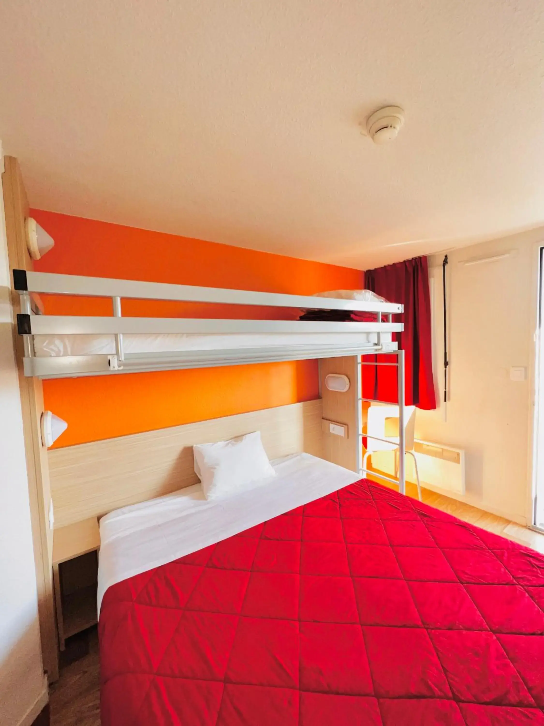 Premiere Classe St Quentin en Yvelines Elancourt Premiere Classe St Quentin en Yvelines Elancourt