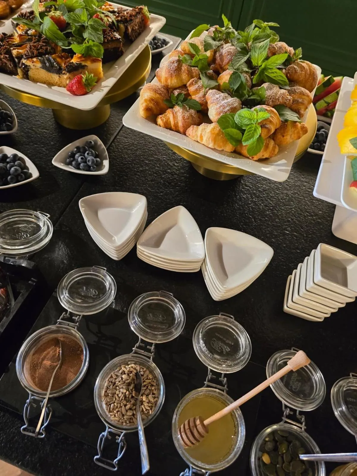 Buffet breakfast in Hotel Le Mont Medical & SPA