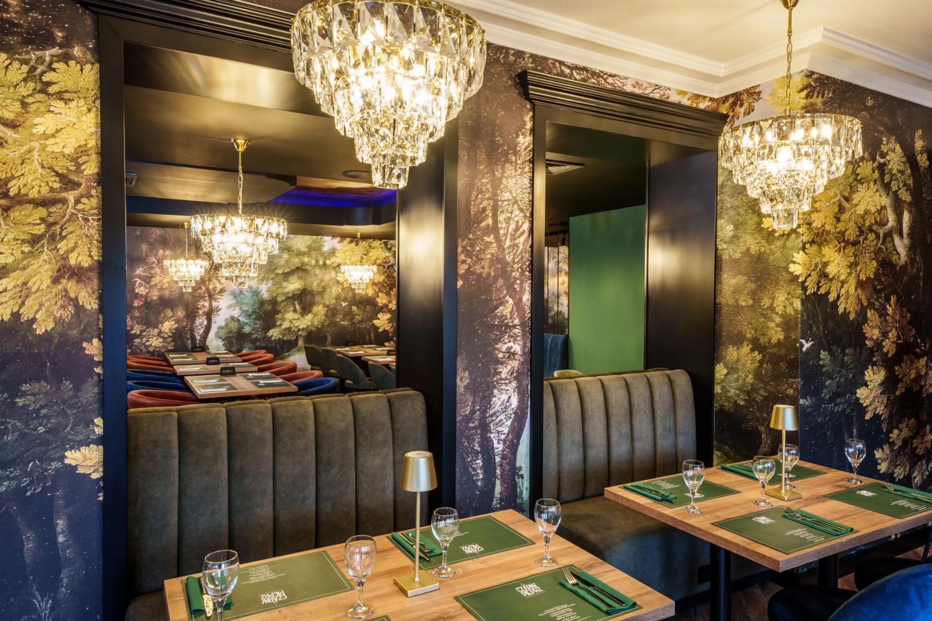 Restaurant/places to eat in Hotel Le Mont Medical & SPA