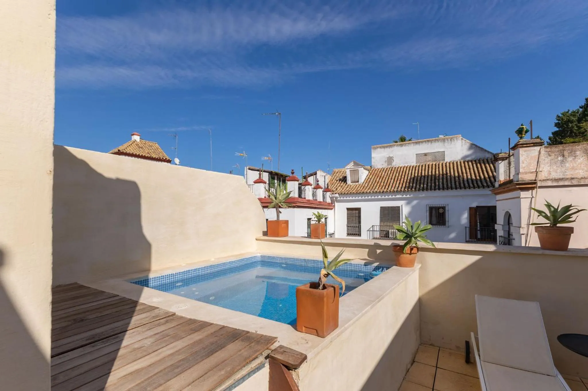 Alcazar Pool Villa by Valcambre
