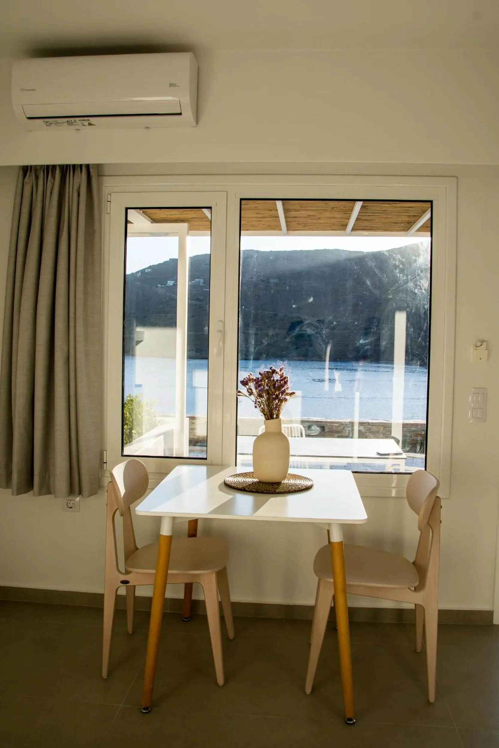 Dining area in Pharos Apartments