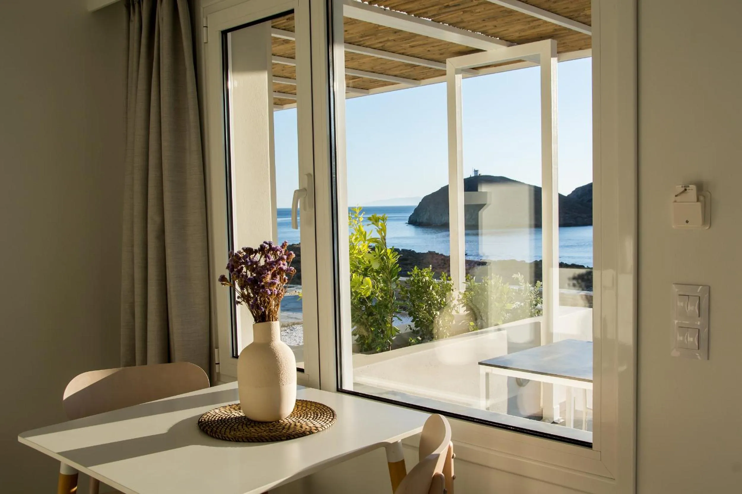 Sea view in Pharos Apartments