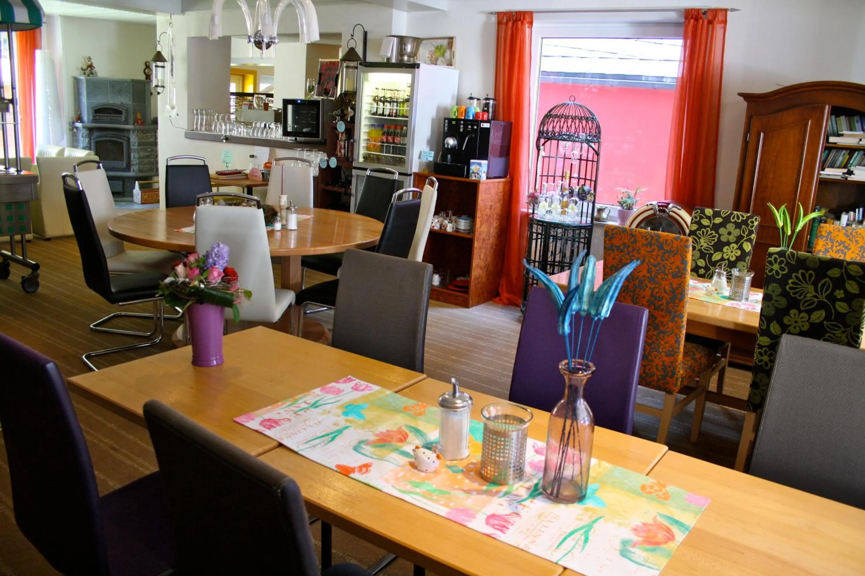 Restaurant/places to eat in Hotel Garni Elegant