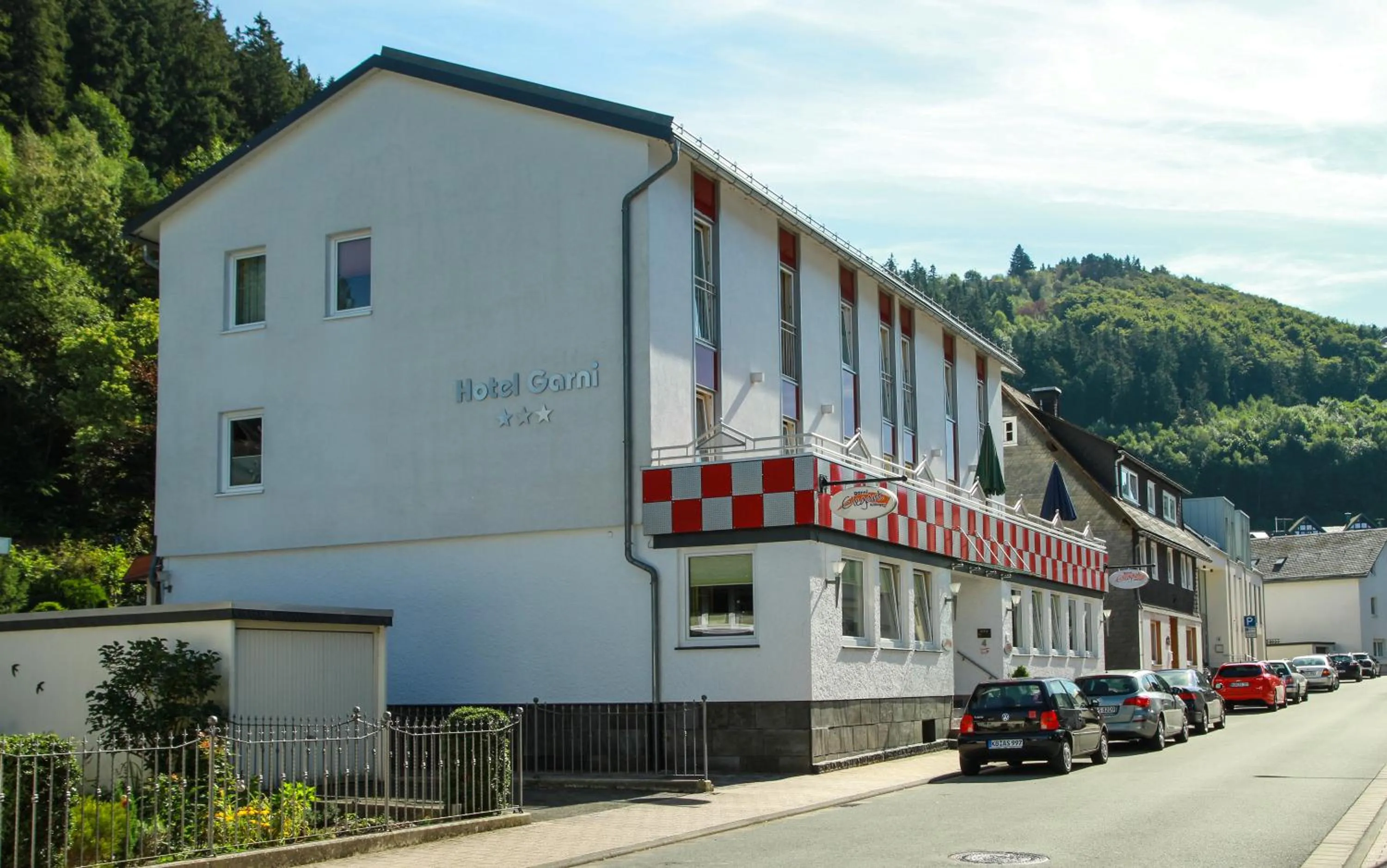 Property building in Hotel Garni Elegant