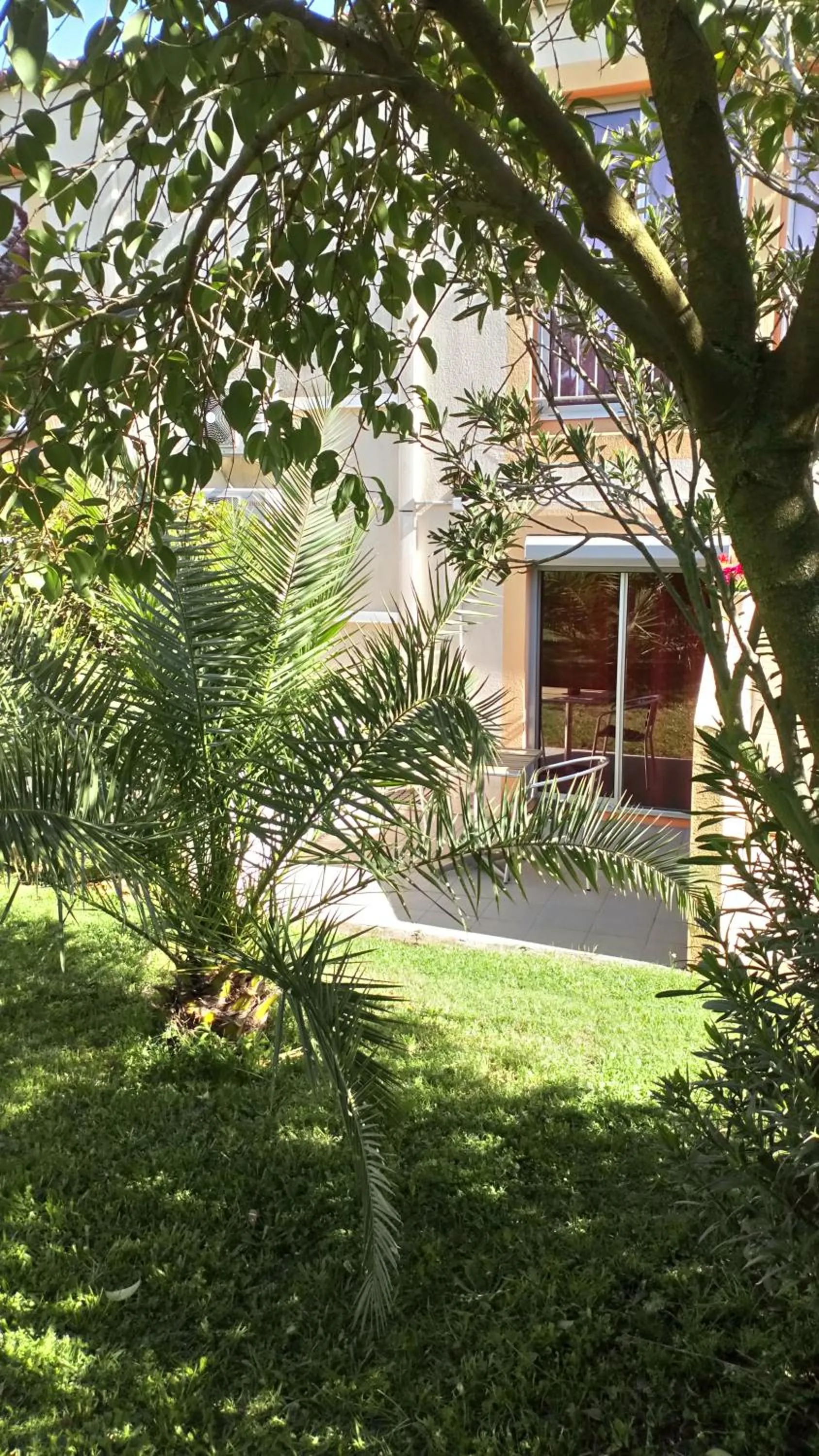 Garden in Brit Hotel Confort Hélios Agde