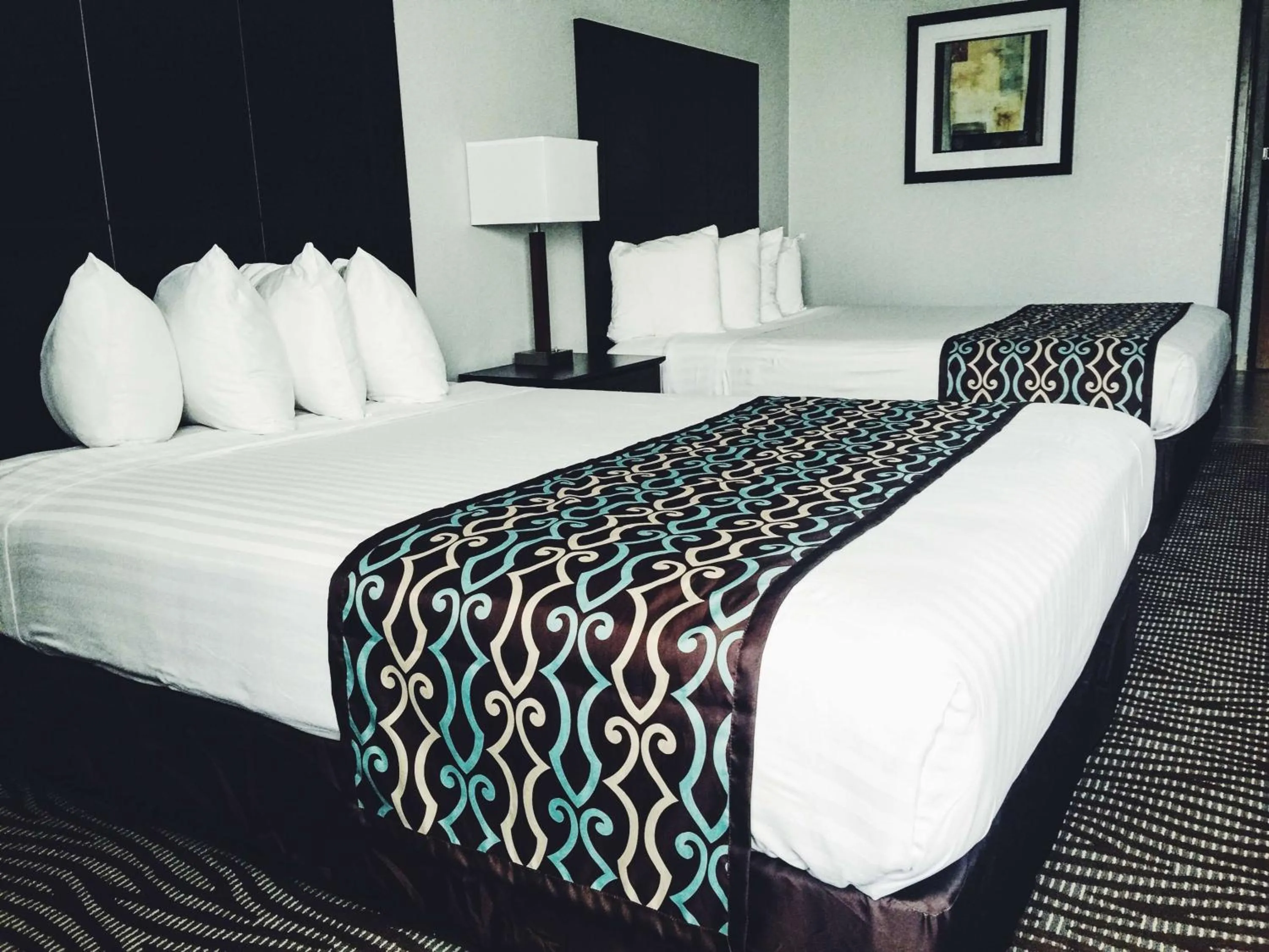 Photo of the whole room, Bed in Best Western Executive Inn- Mount Gilead