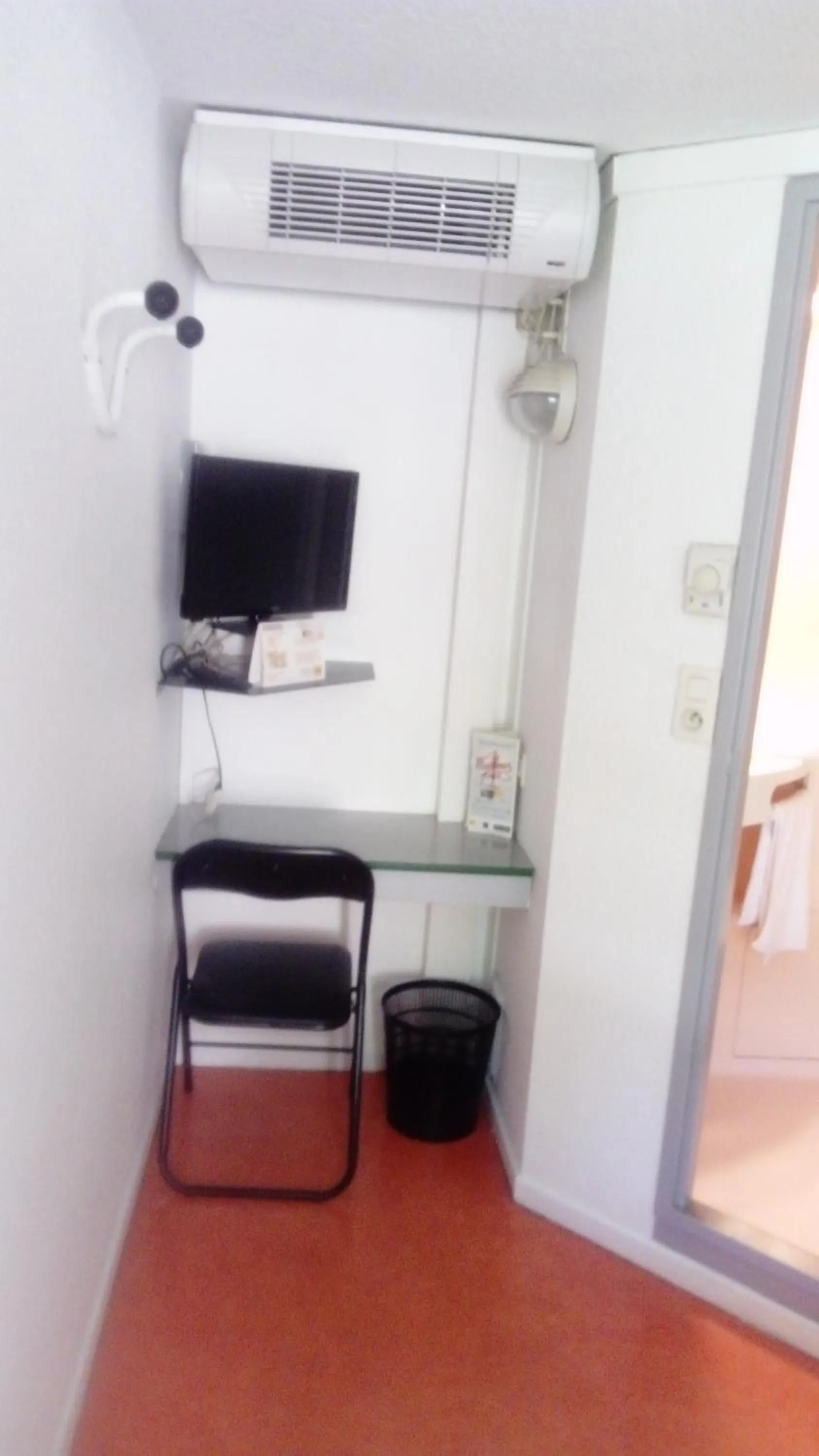 Seating area in Premiere Classe Périgueux - Boulazac