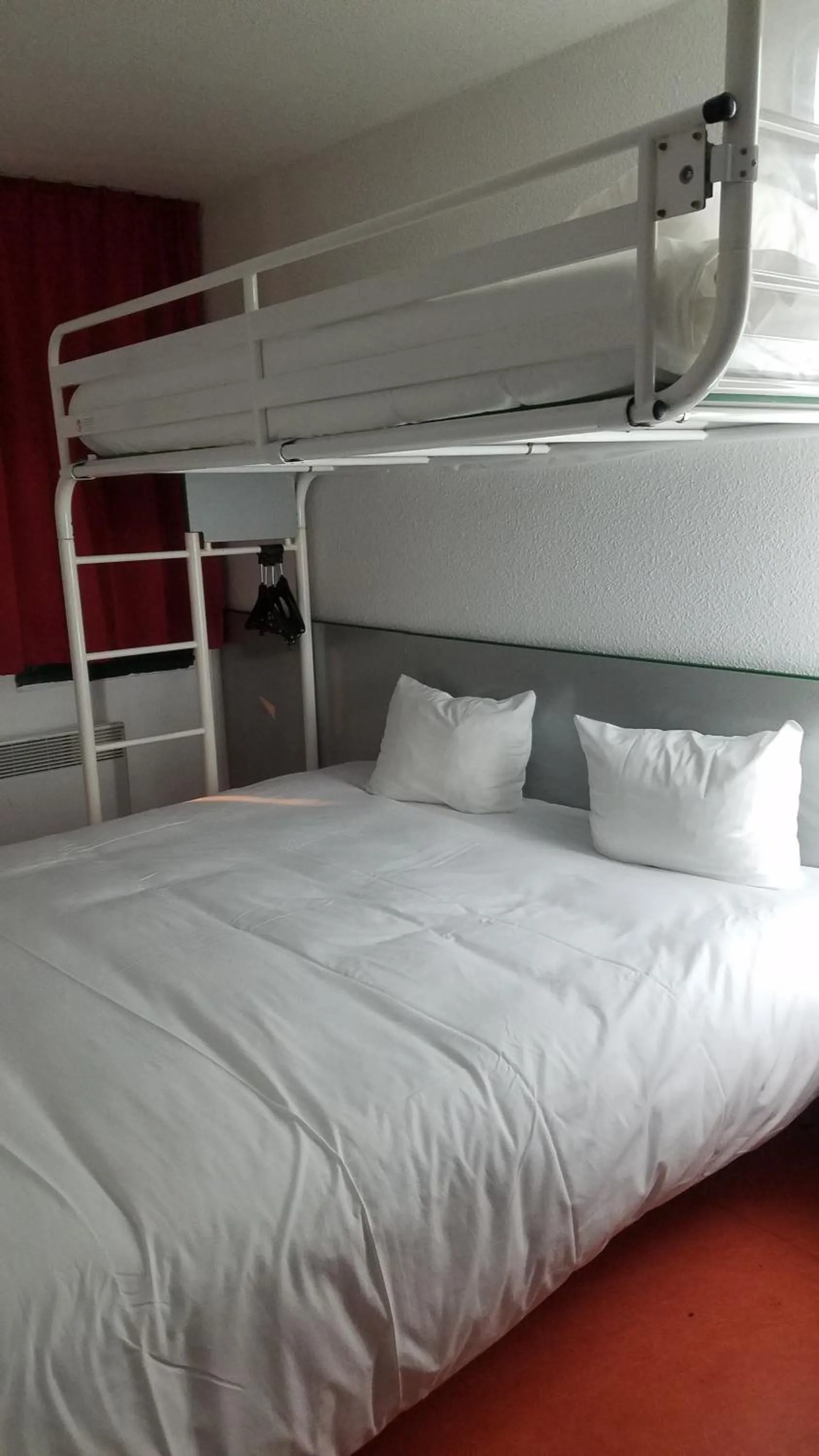 bunk bed in Premiere Classe Périgueux - Boulazac