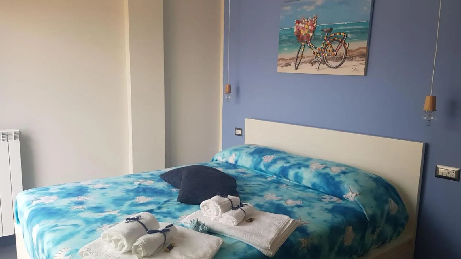 Photo of the whole room, Bed in Attico Oltremare B&B