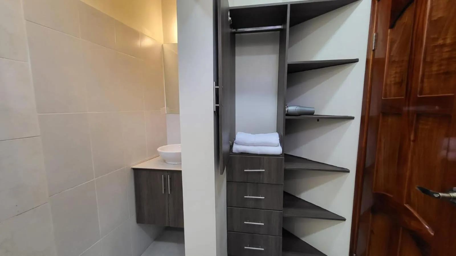 Bathroom in Hotel Del Sol Galapagos