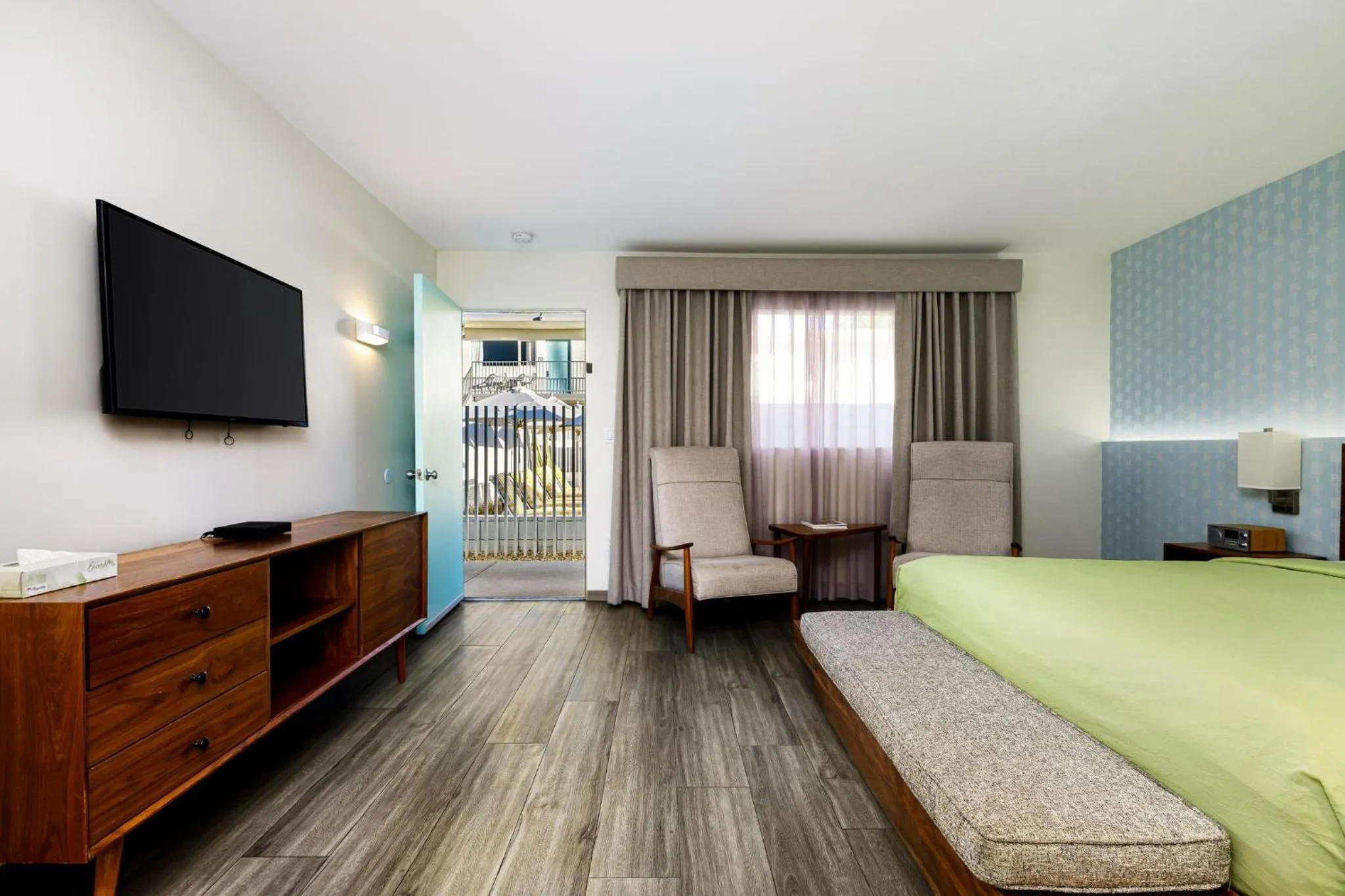 Bedroom, Bed in The Skylark, a Palm Springs Hotel
