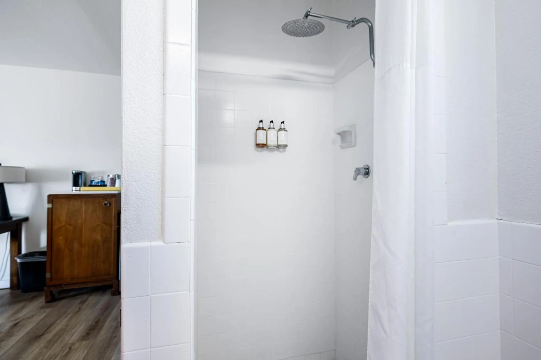 Bathroom in The Skylark, a Palm Springs Hotel
