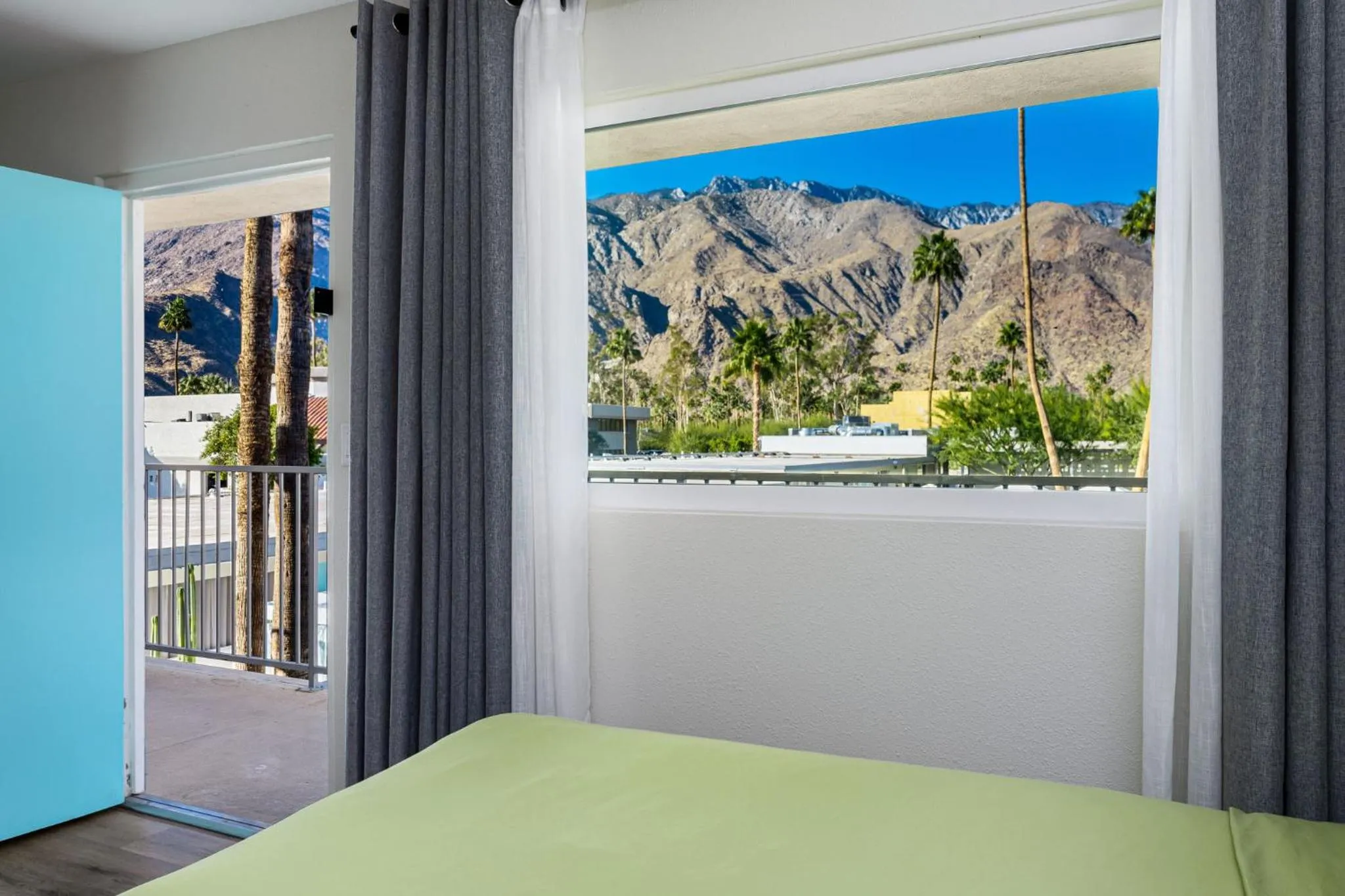 Bedroom, Bed in The Skylark, a Palm Springs Hotel