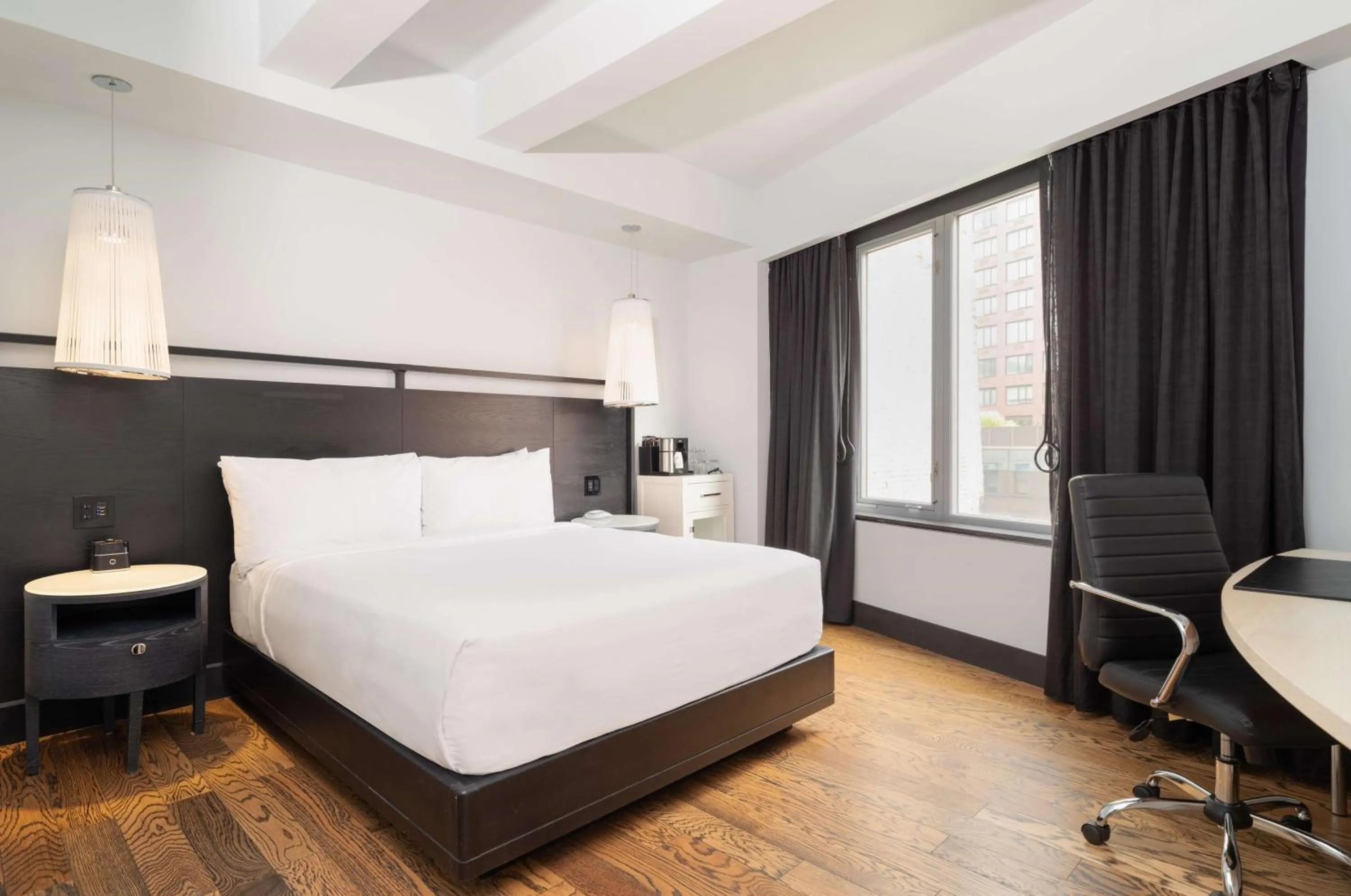 Photo of the whole room, Bed in Hyatt Union Square New York