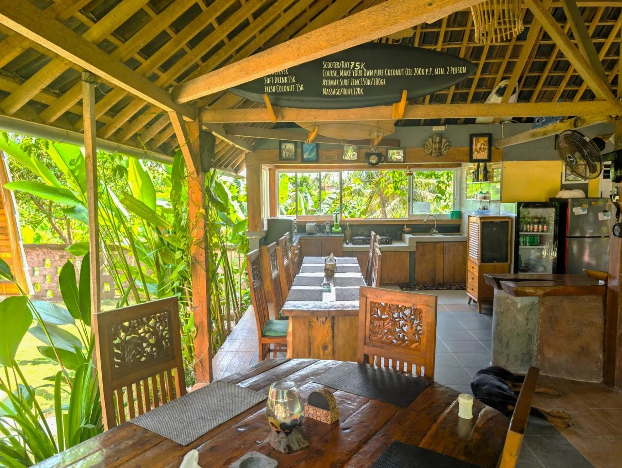 kitchen in Ayumar Homestay Medewi