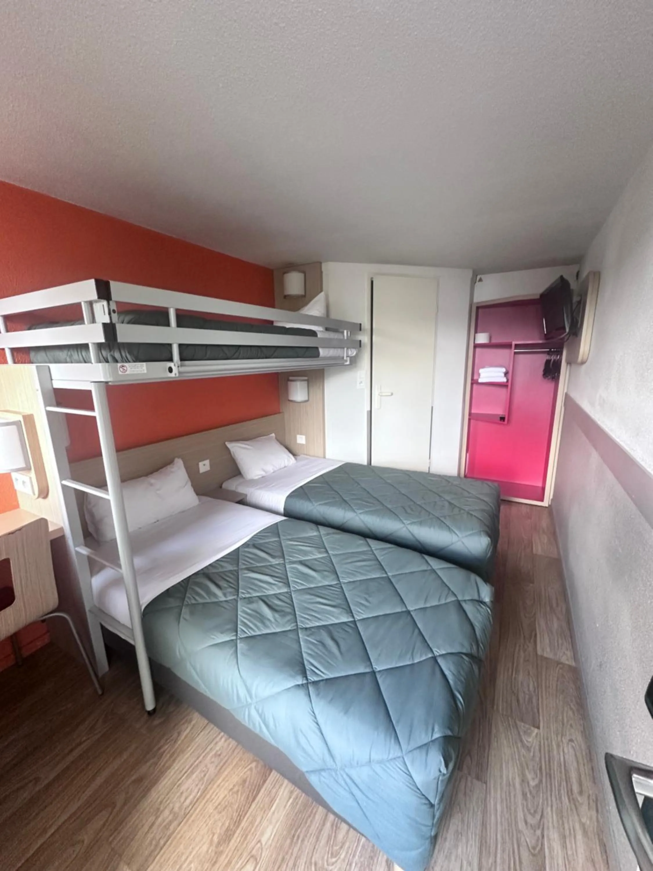 Bedroom, Bed in Premiere Classe Nantes Est St Sebastien Sur Loire