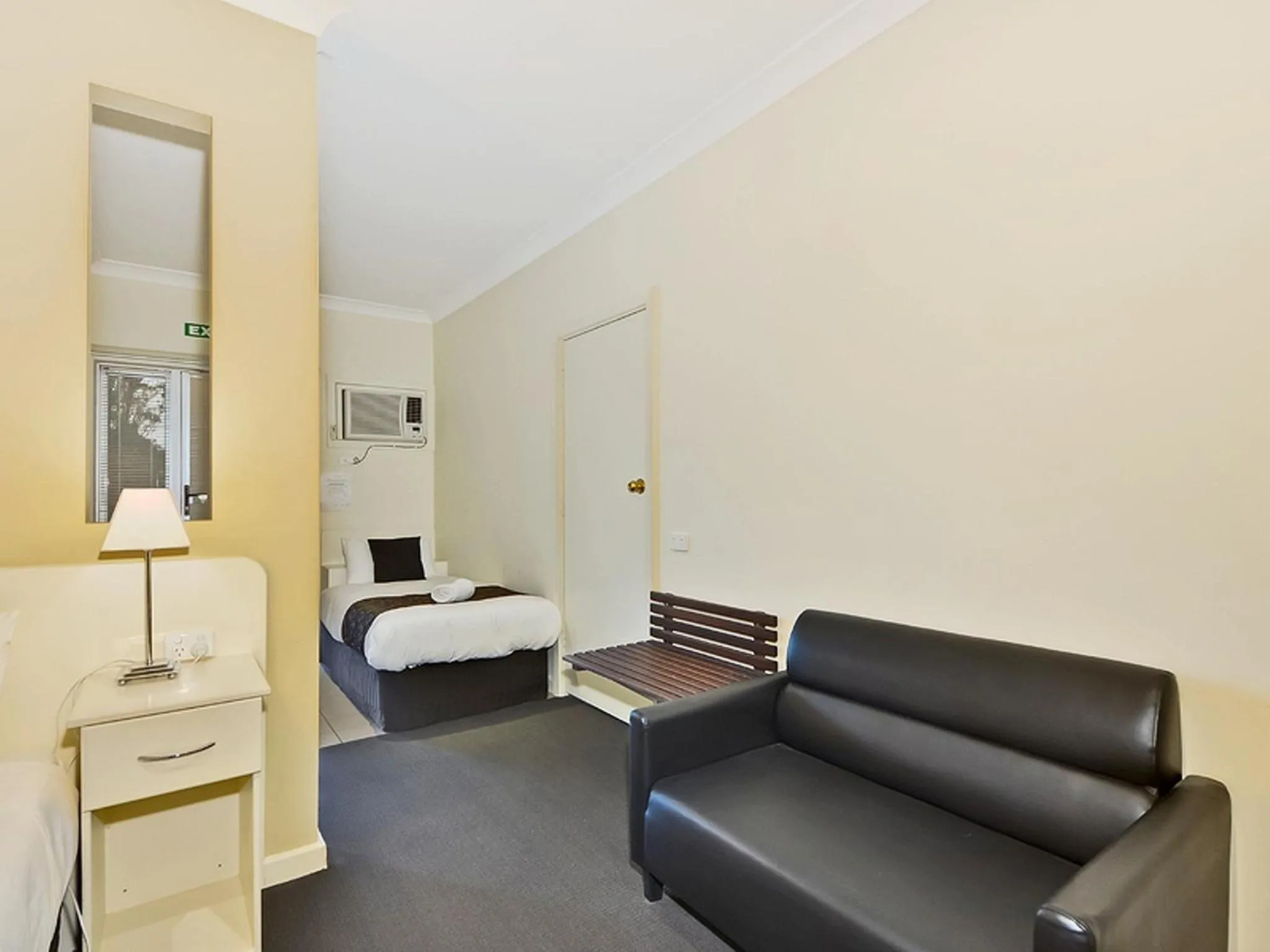 Photo of the whole room, Seating Area in Mount Gambier International