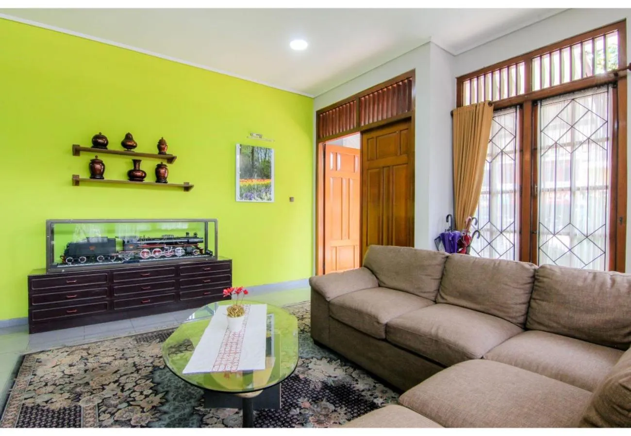 Seating area in Embe Enem Homestay