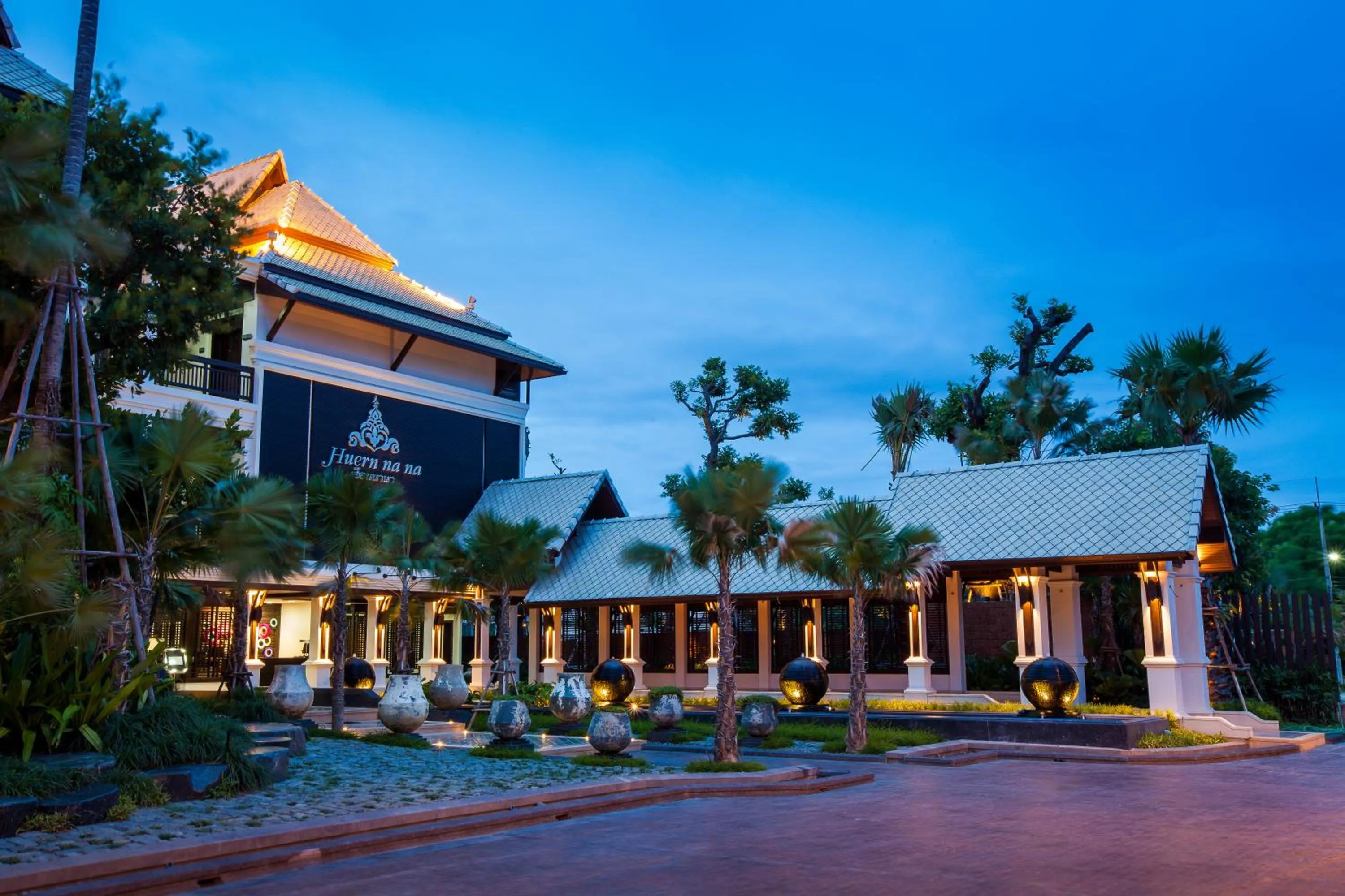 Facade/entrance in Huernnana Boutique Hotel