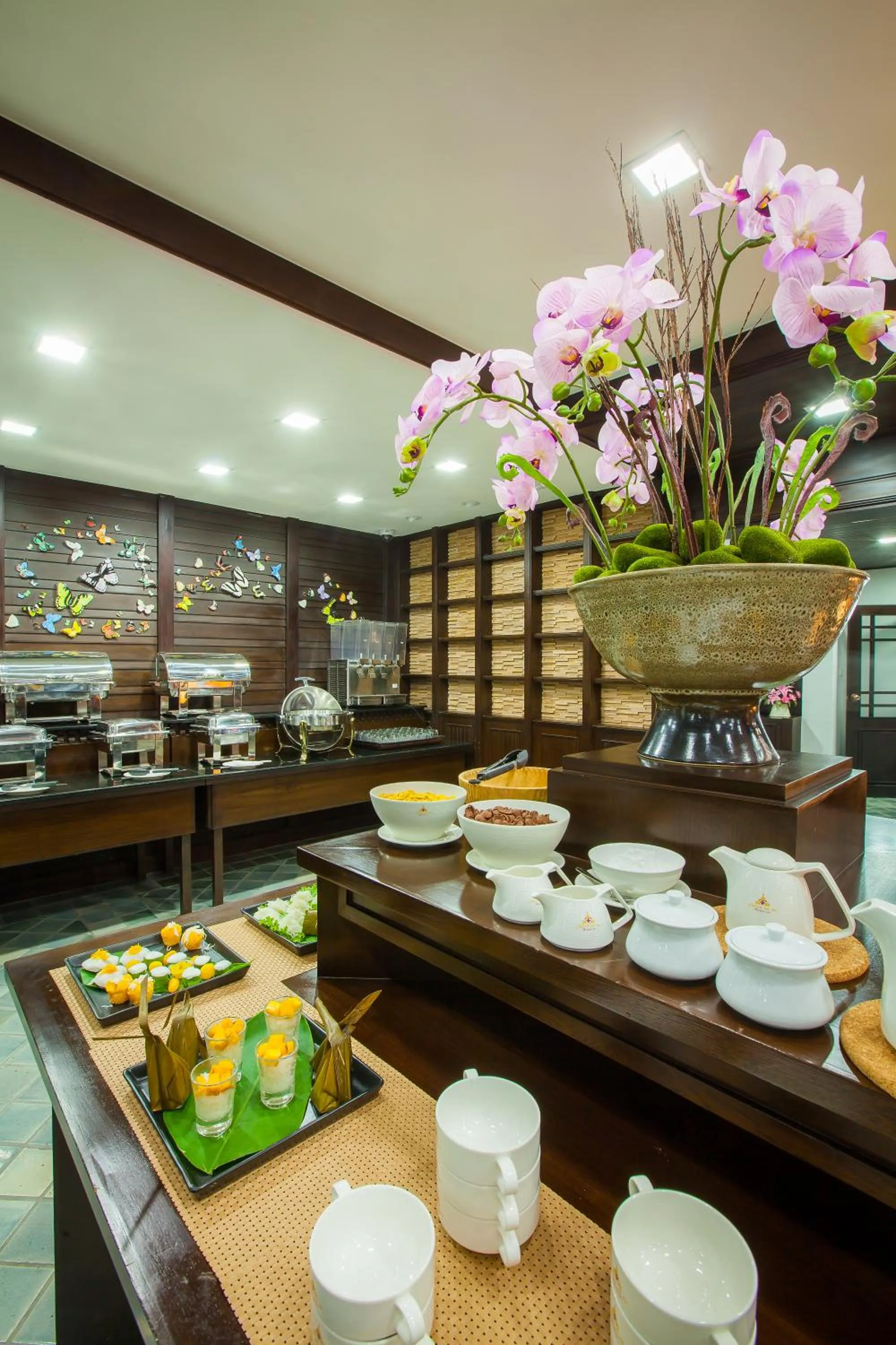 Buffet breakfast in Huernnana Boutique Hotel