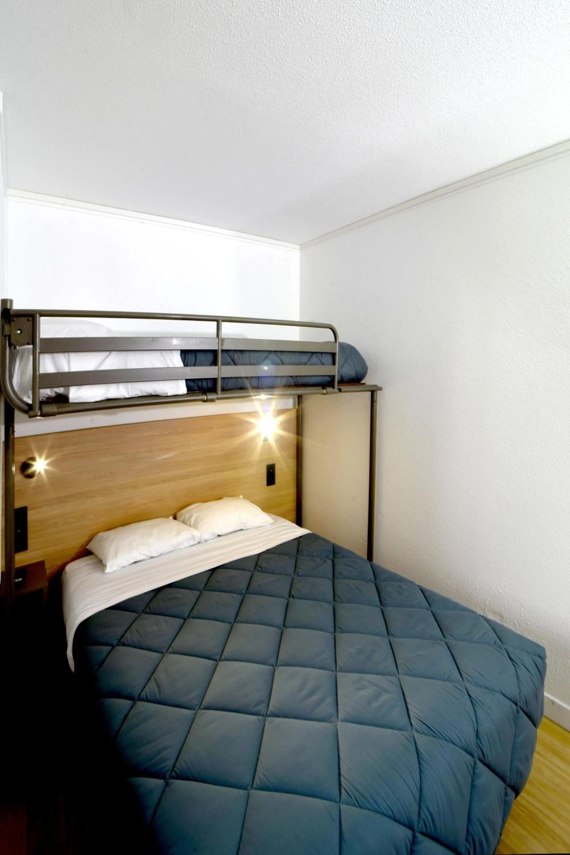 Bed in Premiere Classe Dunkerque Loon Plage