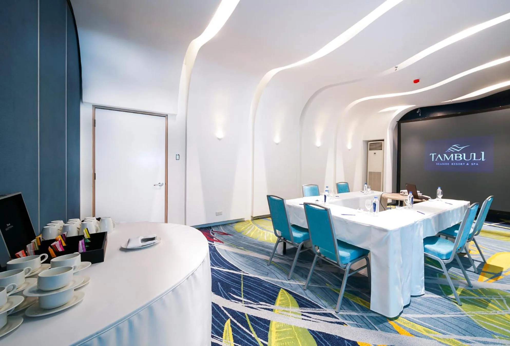 Business facilities in Tambuli Seaside Resort and Spa