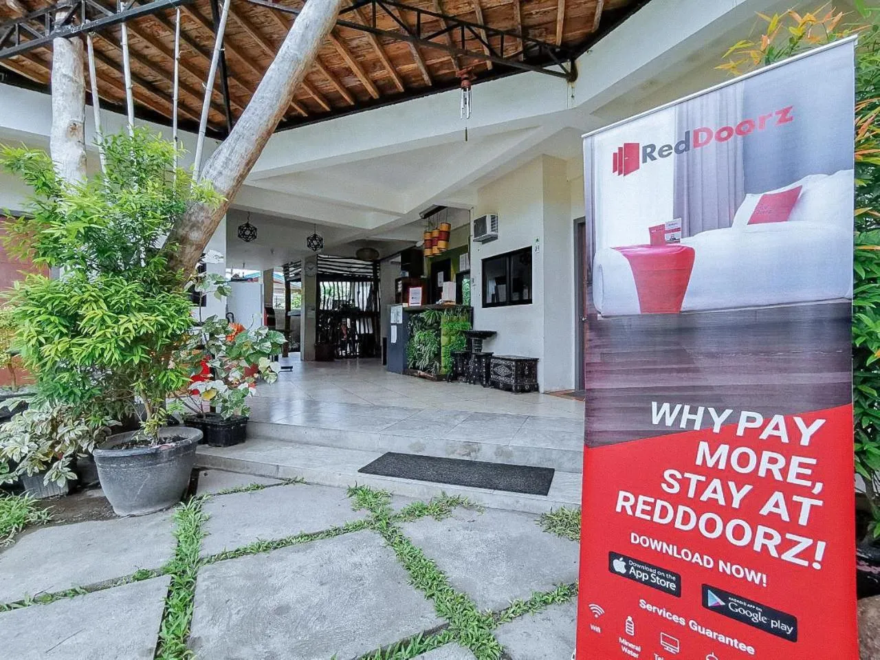 Lobby or reception in RedDoorz near KCC Mall Gensan