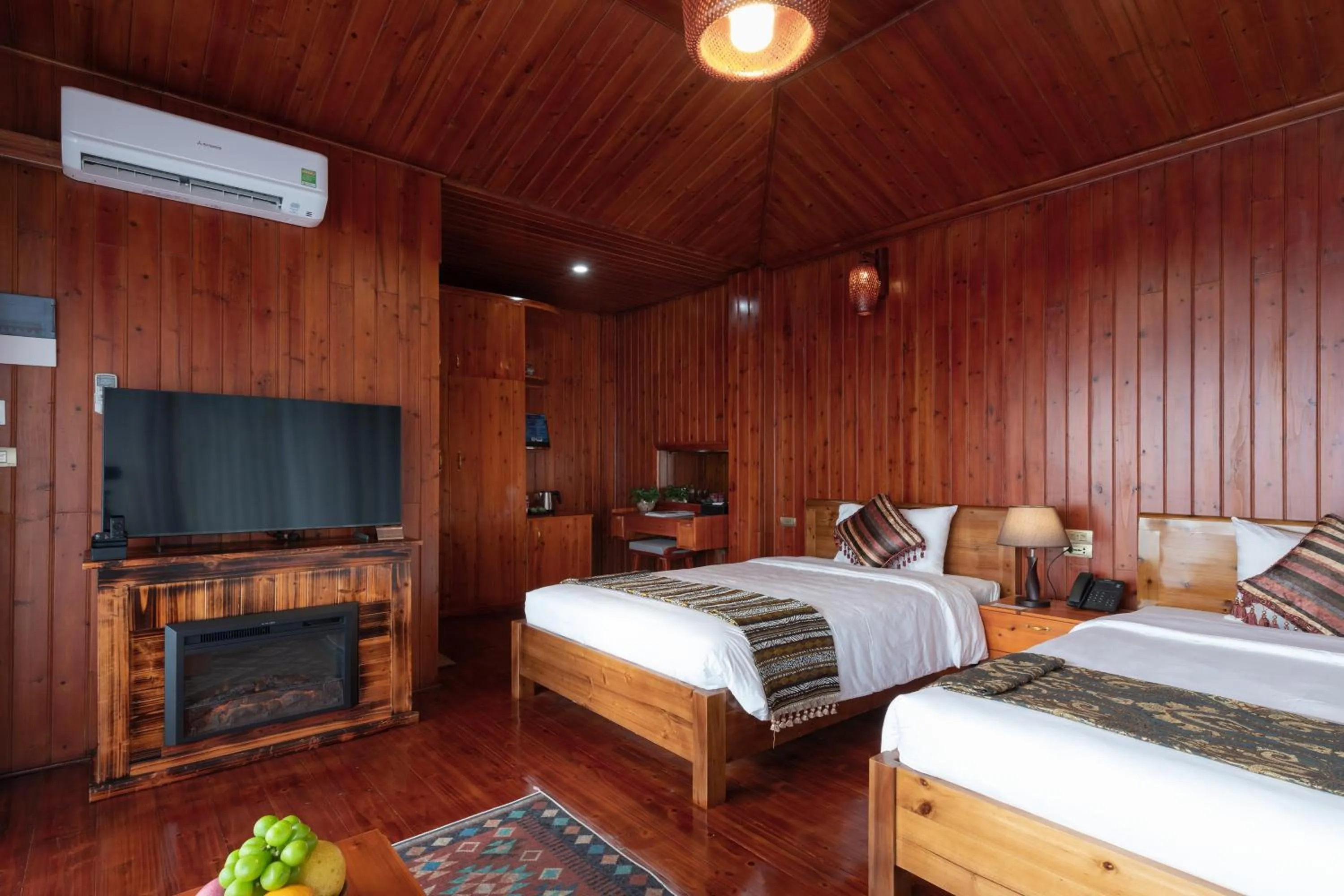 Bed in Heaven Gate O Quy Ho Hotel Sapa