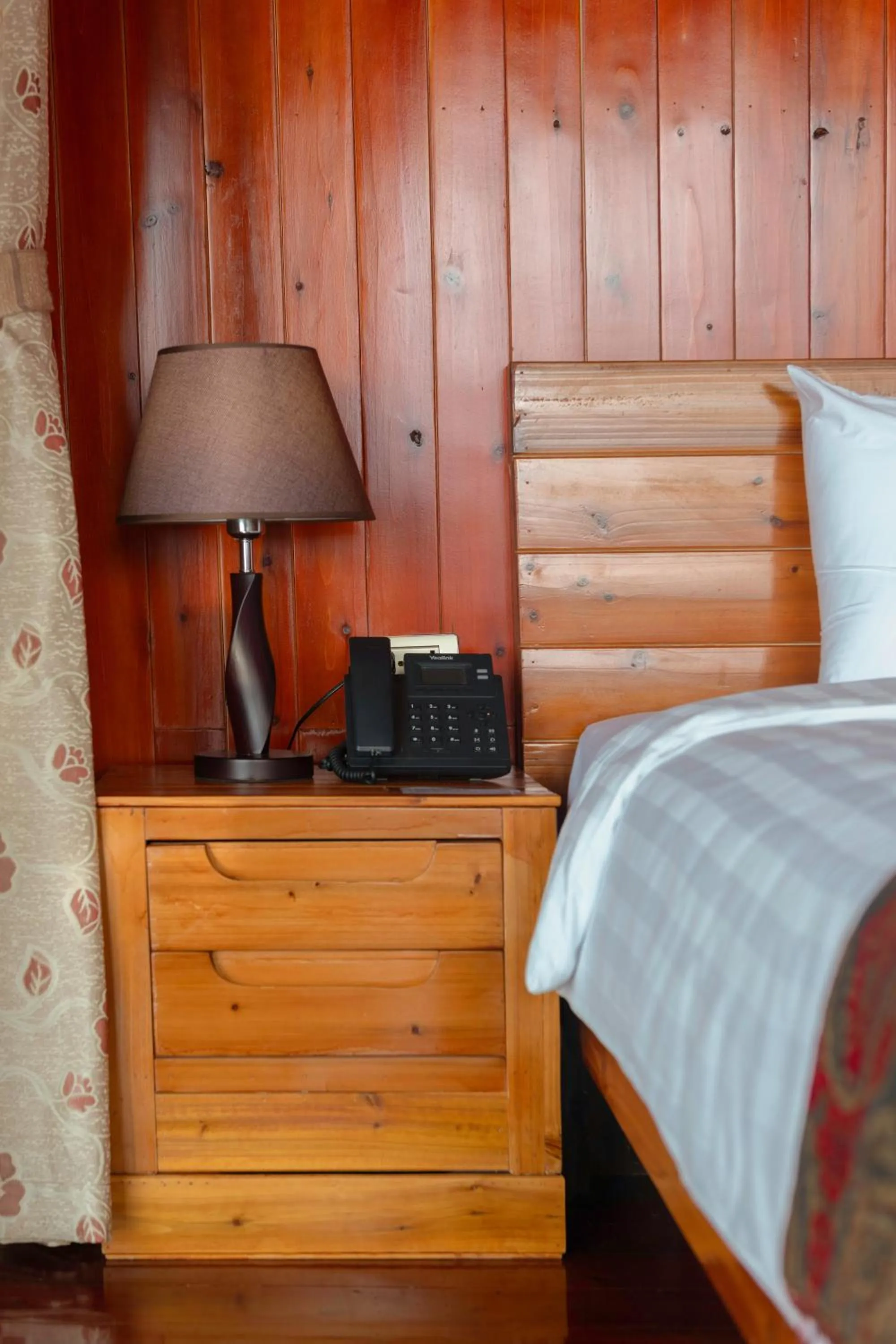 Bed in Heaven Gate O Quy Ho Hotel Sapa