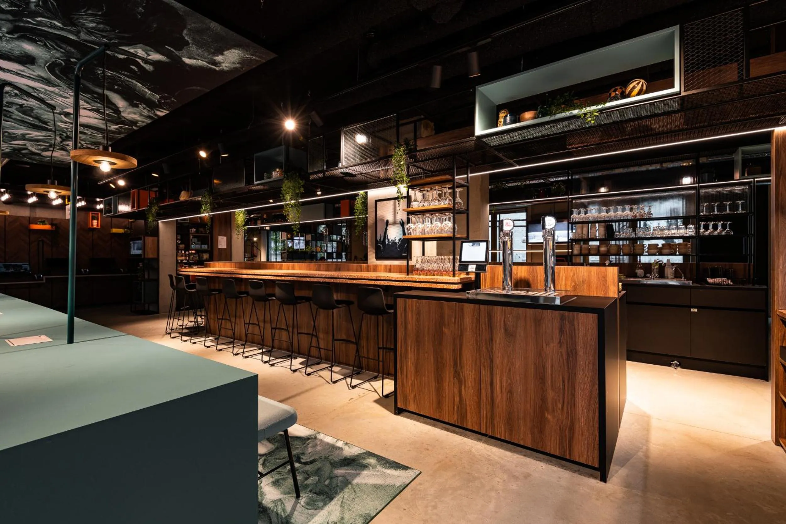 Communal lounge/ TV room in A-STAY Antwerp