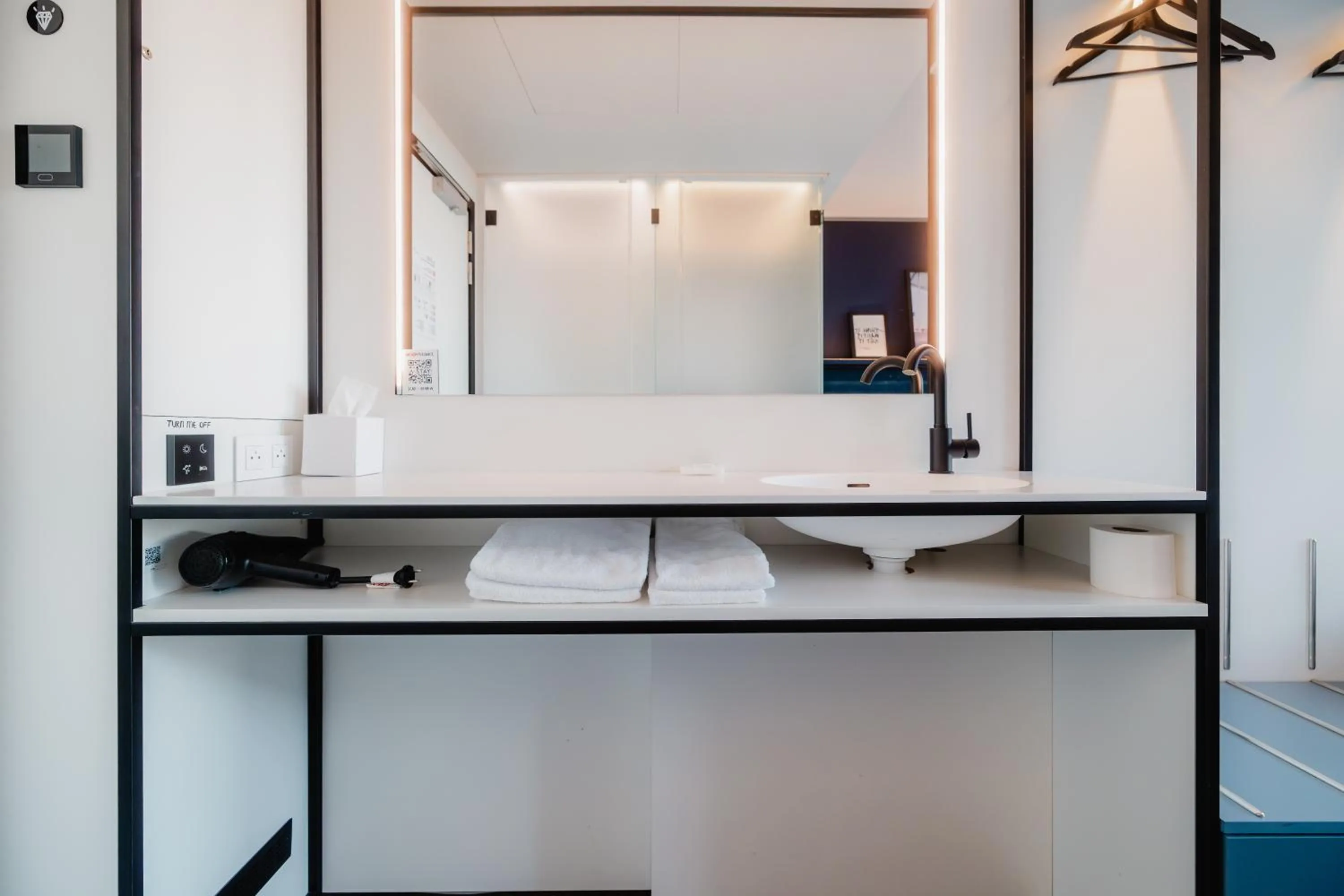 Bathroom in A-STAY Antwerp