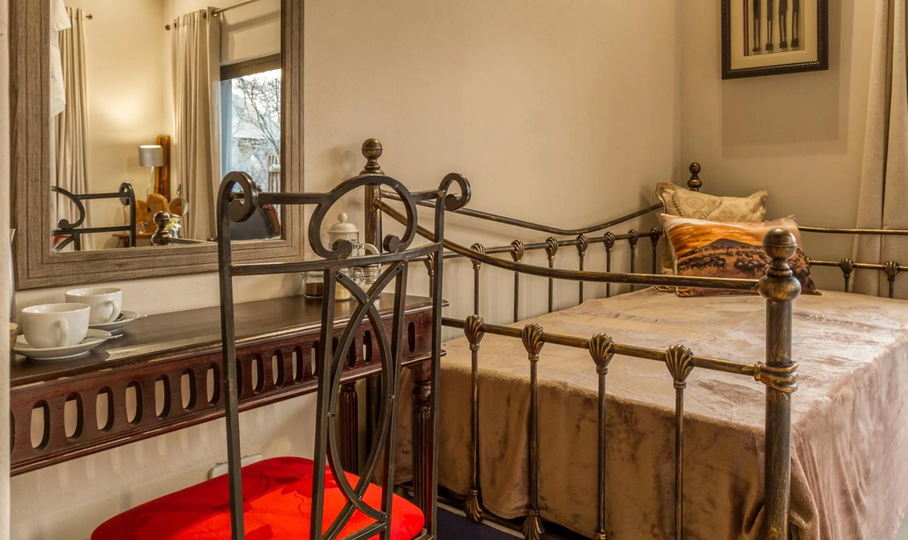 Bed in Ukuthula Bush Lodge