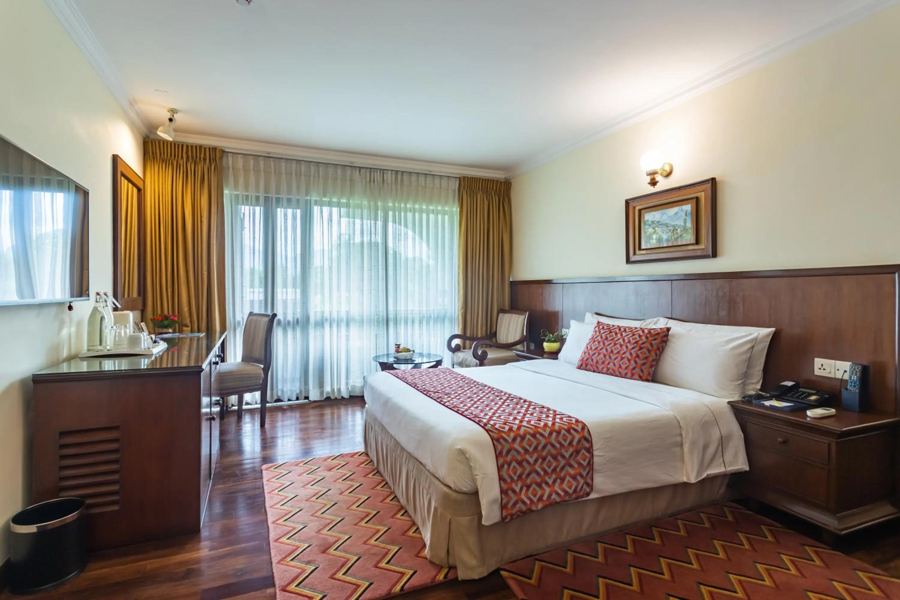 Bedroom, Bed in Fish Tail Lodge