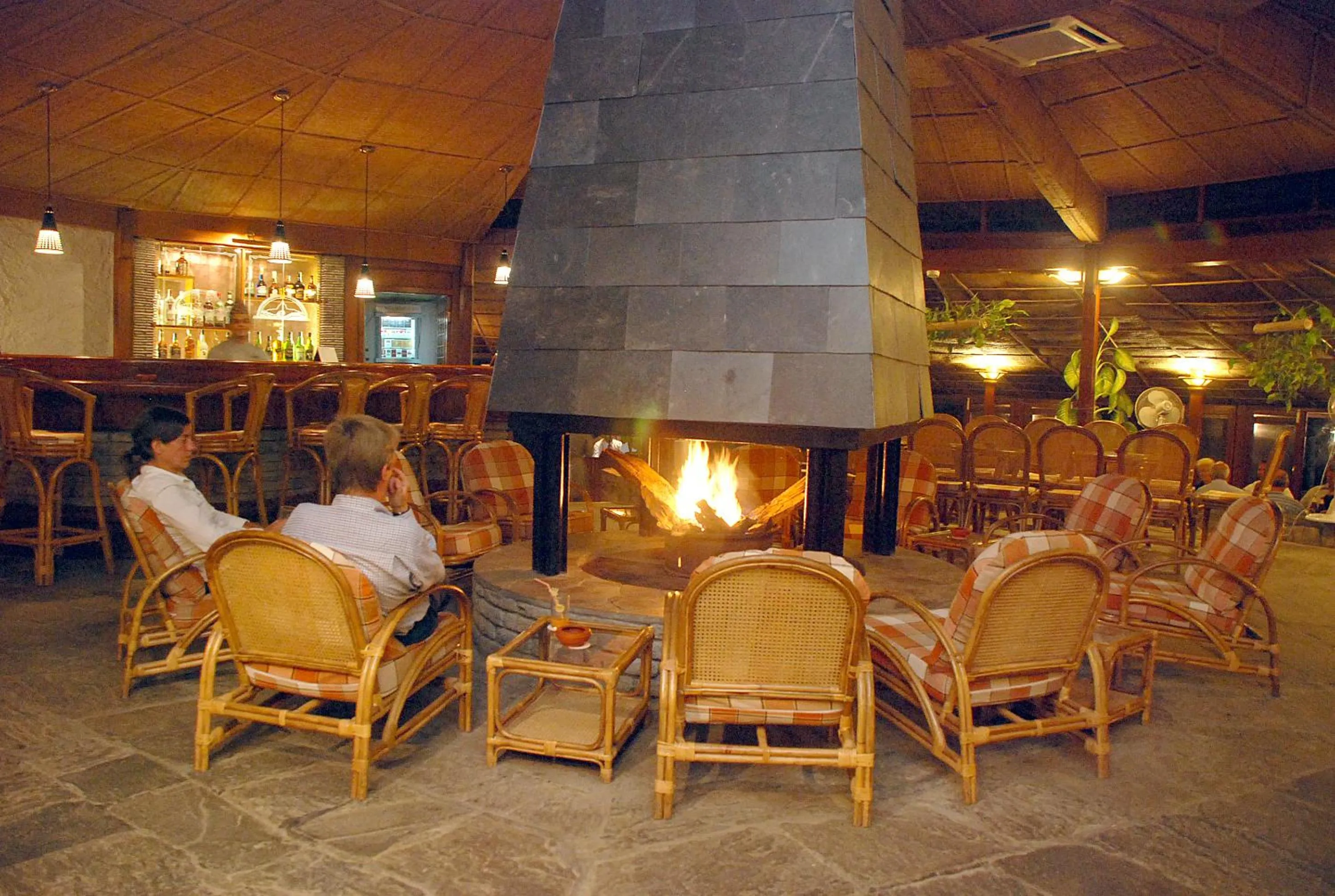 Restaurant/places to eat in Fish Tail Lodge