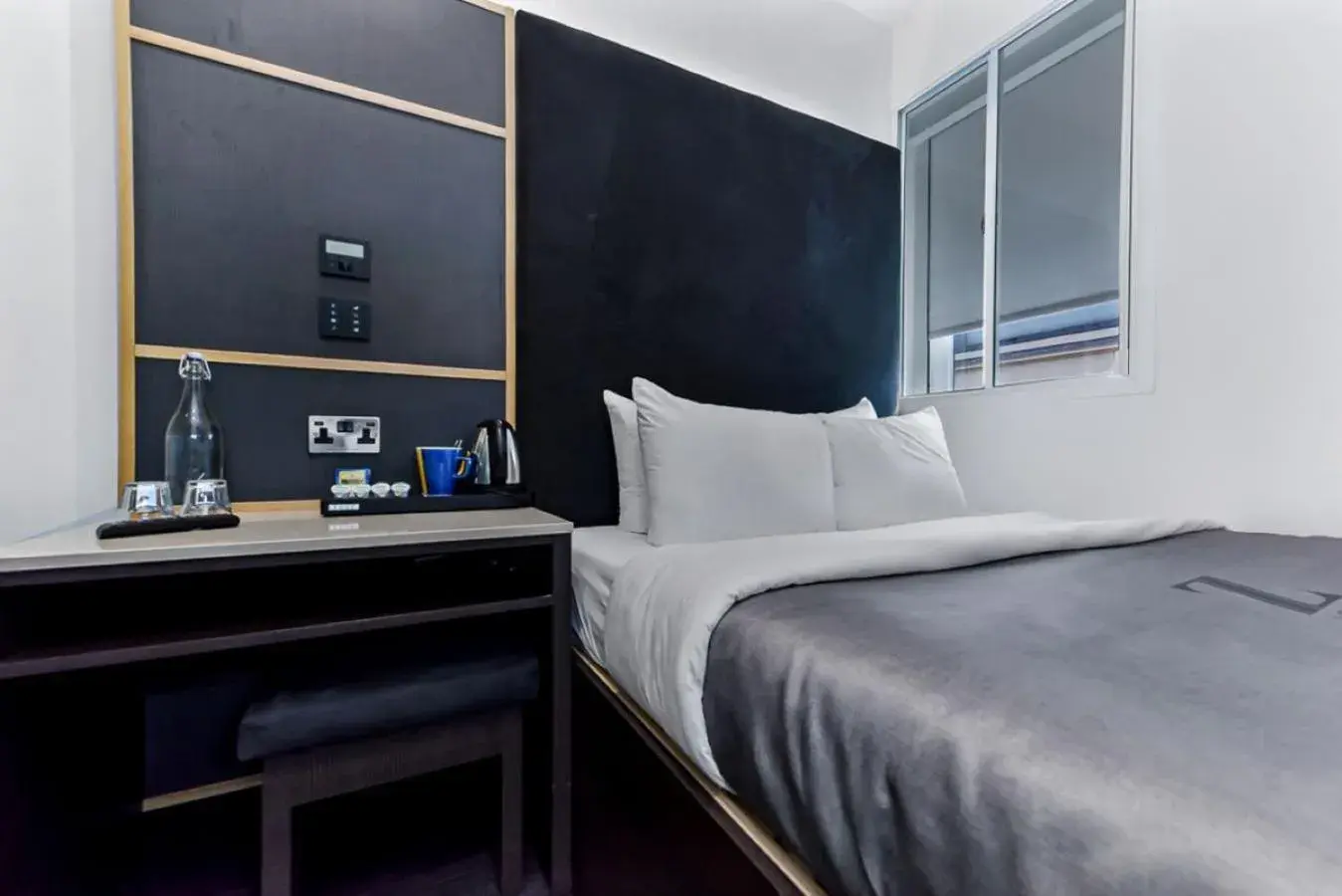 Double Room in The Z Hotel Trafalgar Double Room in The Z Hotel Trafalgar