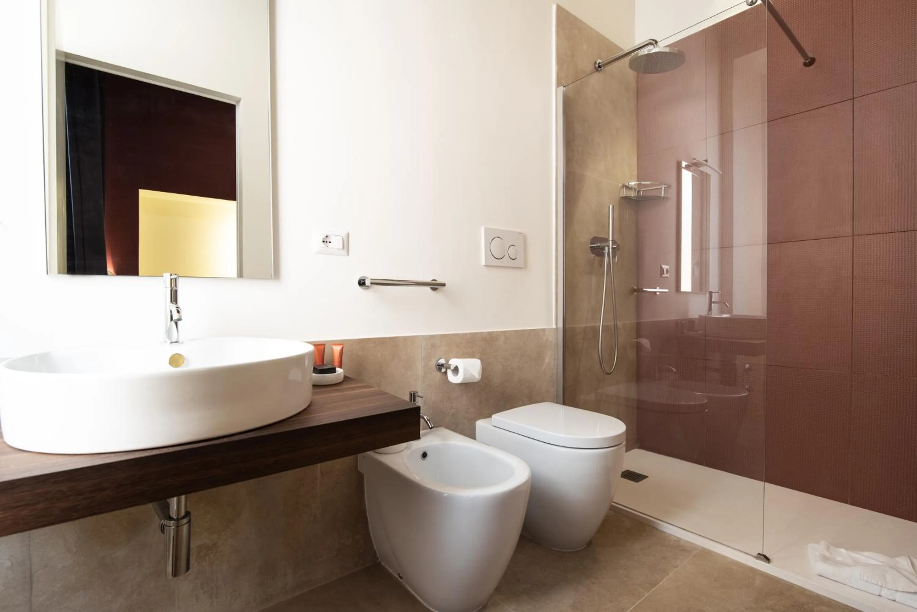 Shower in BEIGE ET BLE' GuestHouse