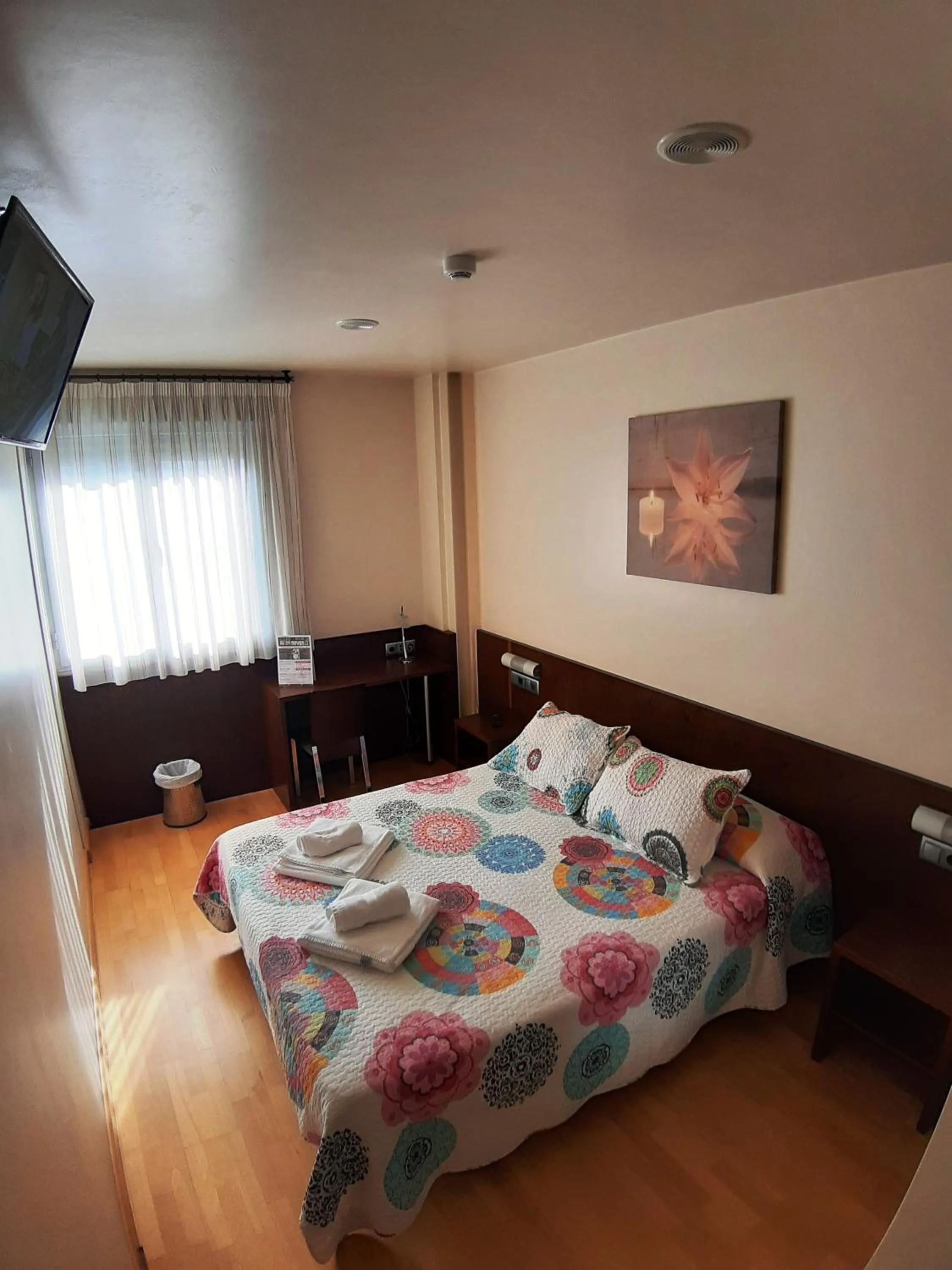 Photo of the whole room, Bed in Hostal Nirvana