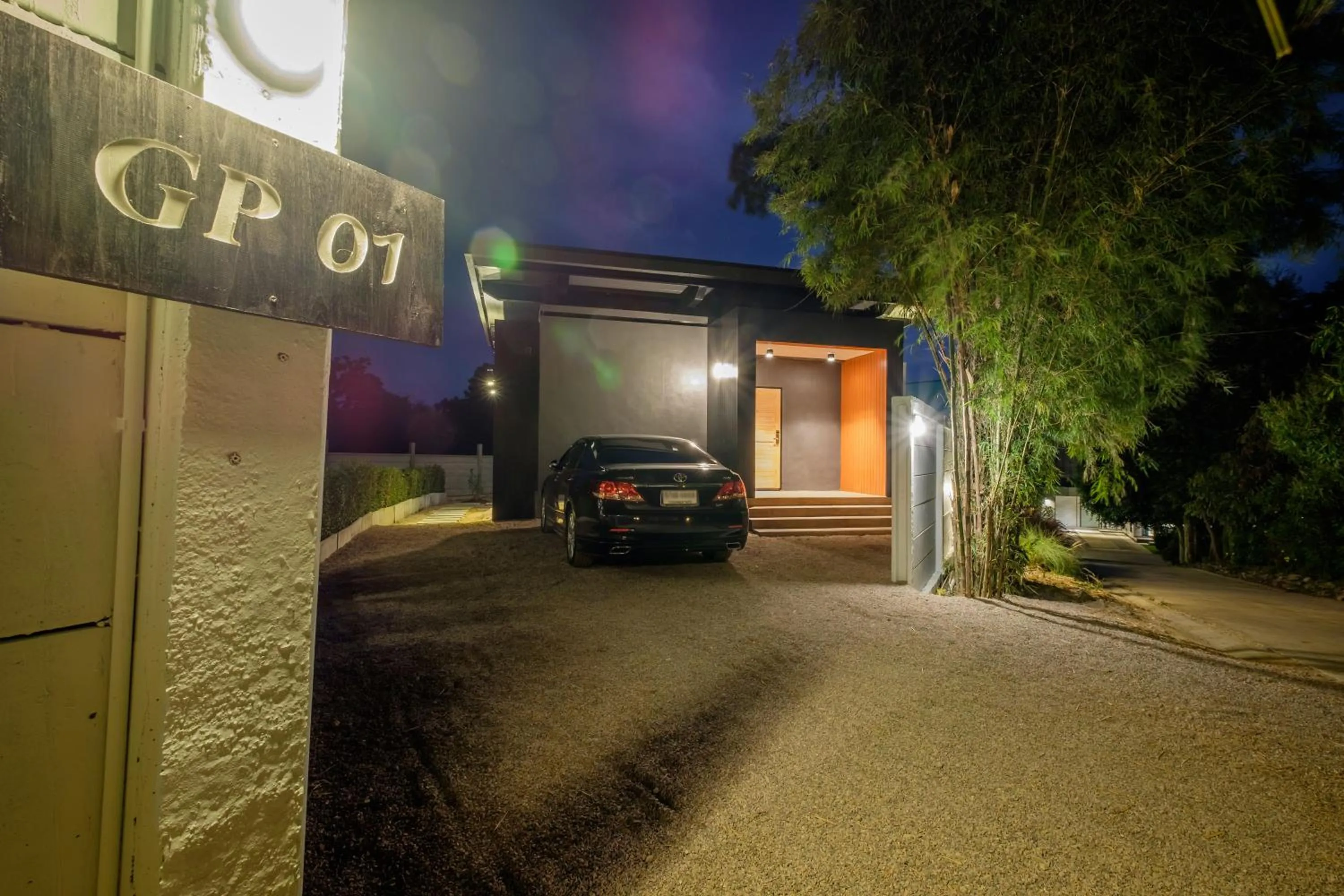 Parking in Sunshine Paradise Resort